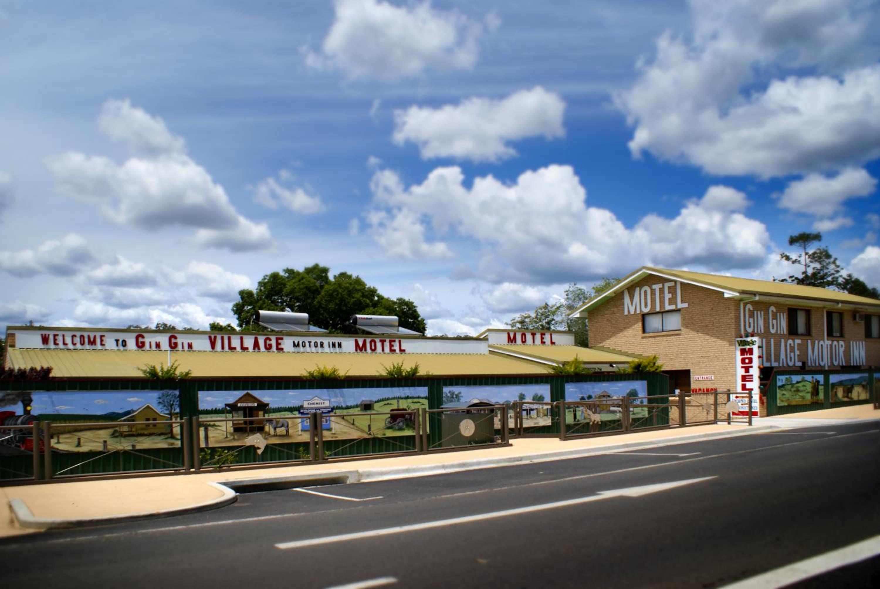 Gin Gin Village Motor Inn Motel QLD view 3