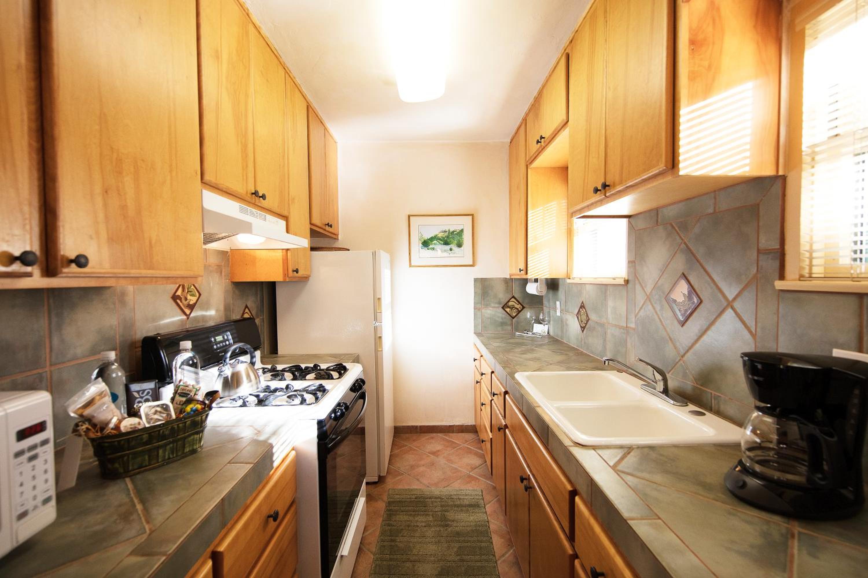 Ojai Vacations - The Emerald Iguana Inn - Property Image 51