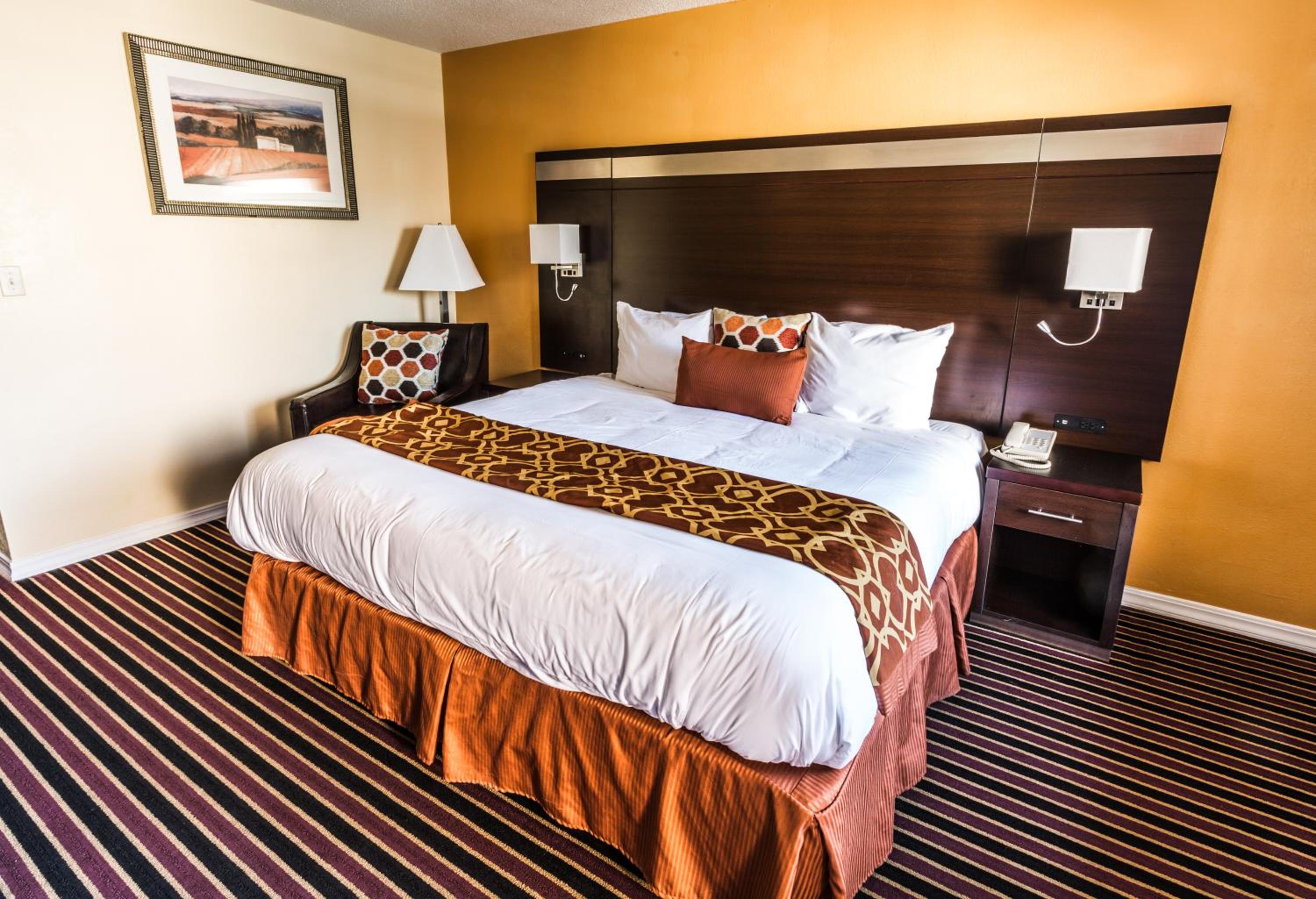 Medford Vacations - Budget Inn of America - Property Image 15