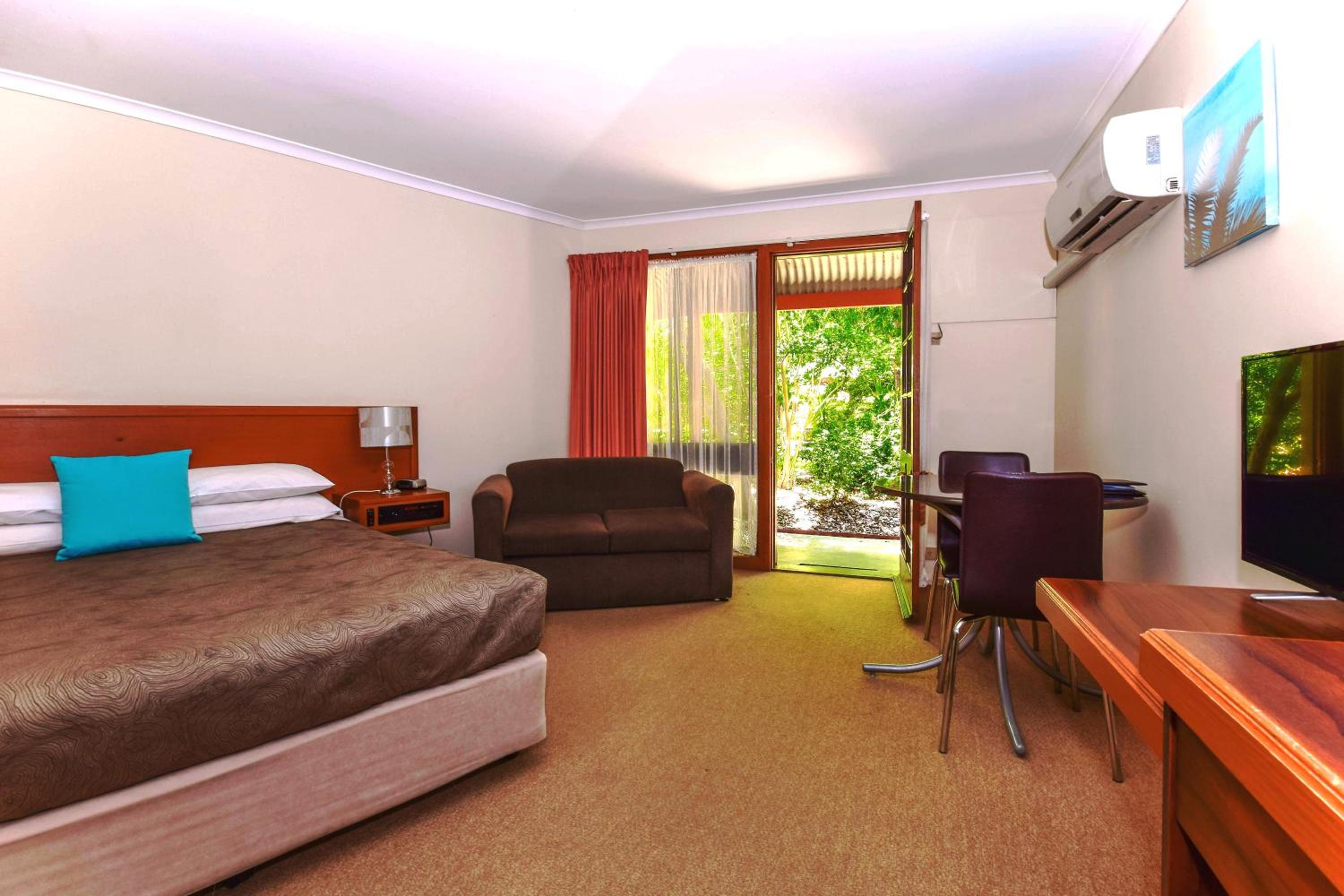 River Country Inn