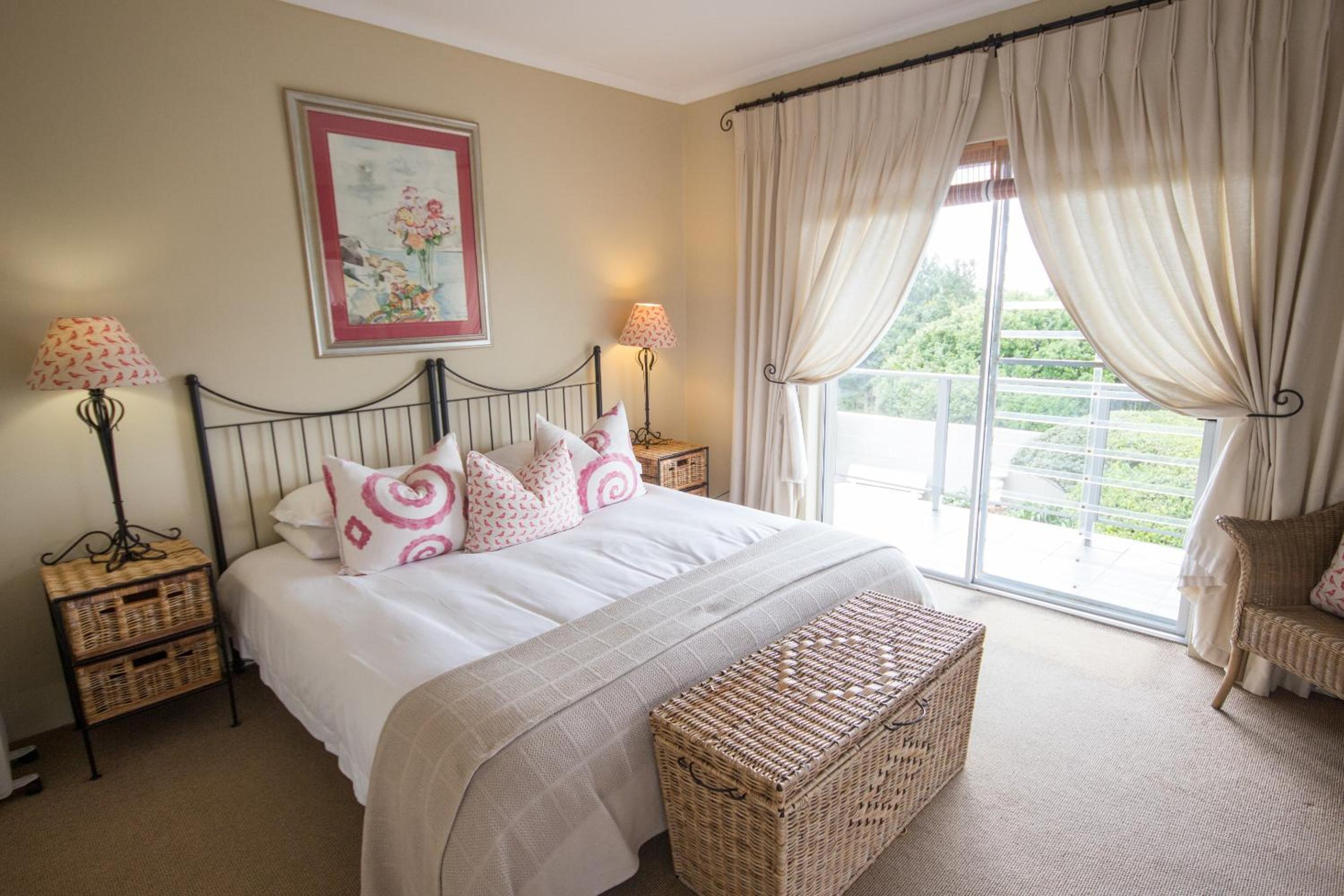 Headlands House Guest Lodge
