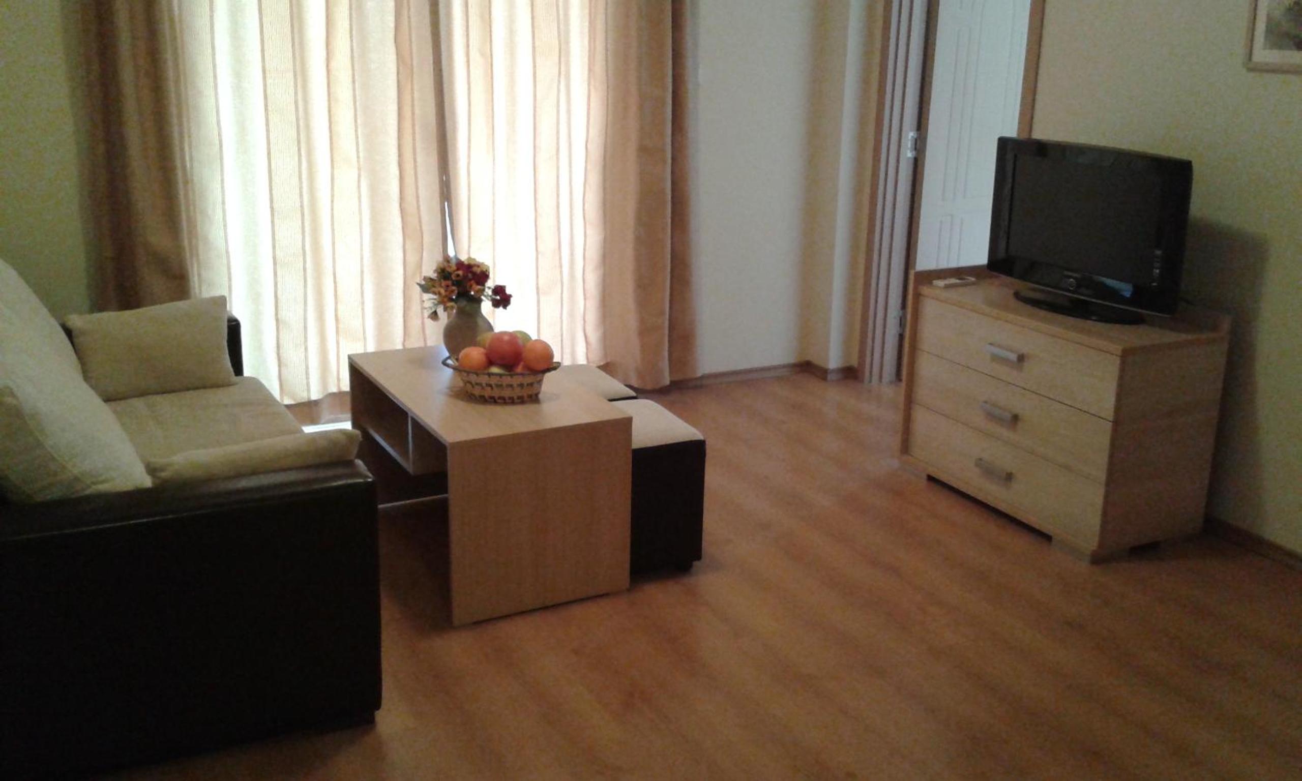 Summer Breeze Apartments view 5