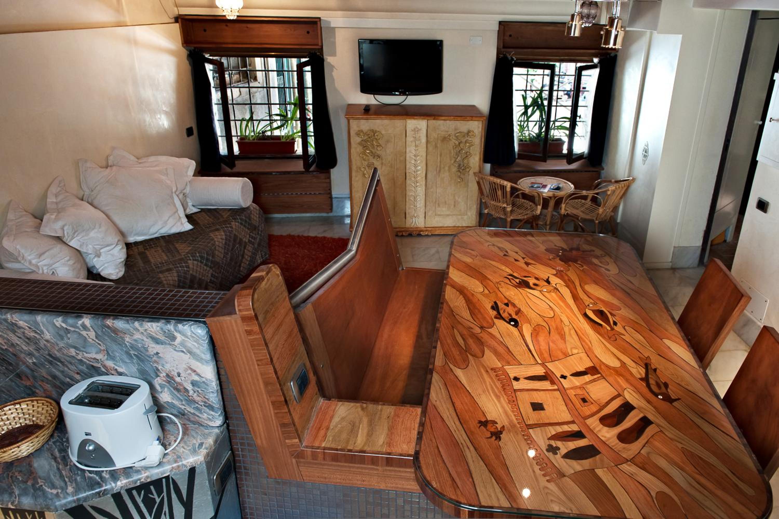 hotel room