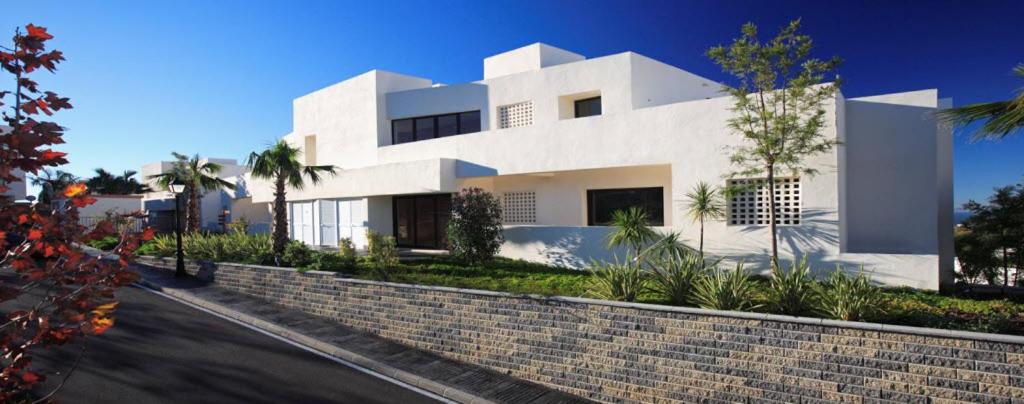 Hotel Marbella Luxury Penthouse - Image 1