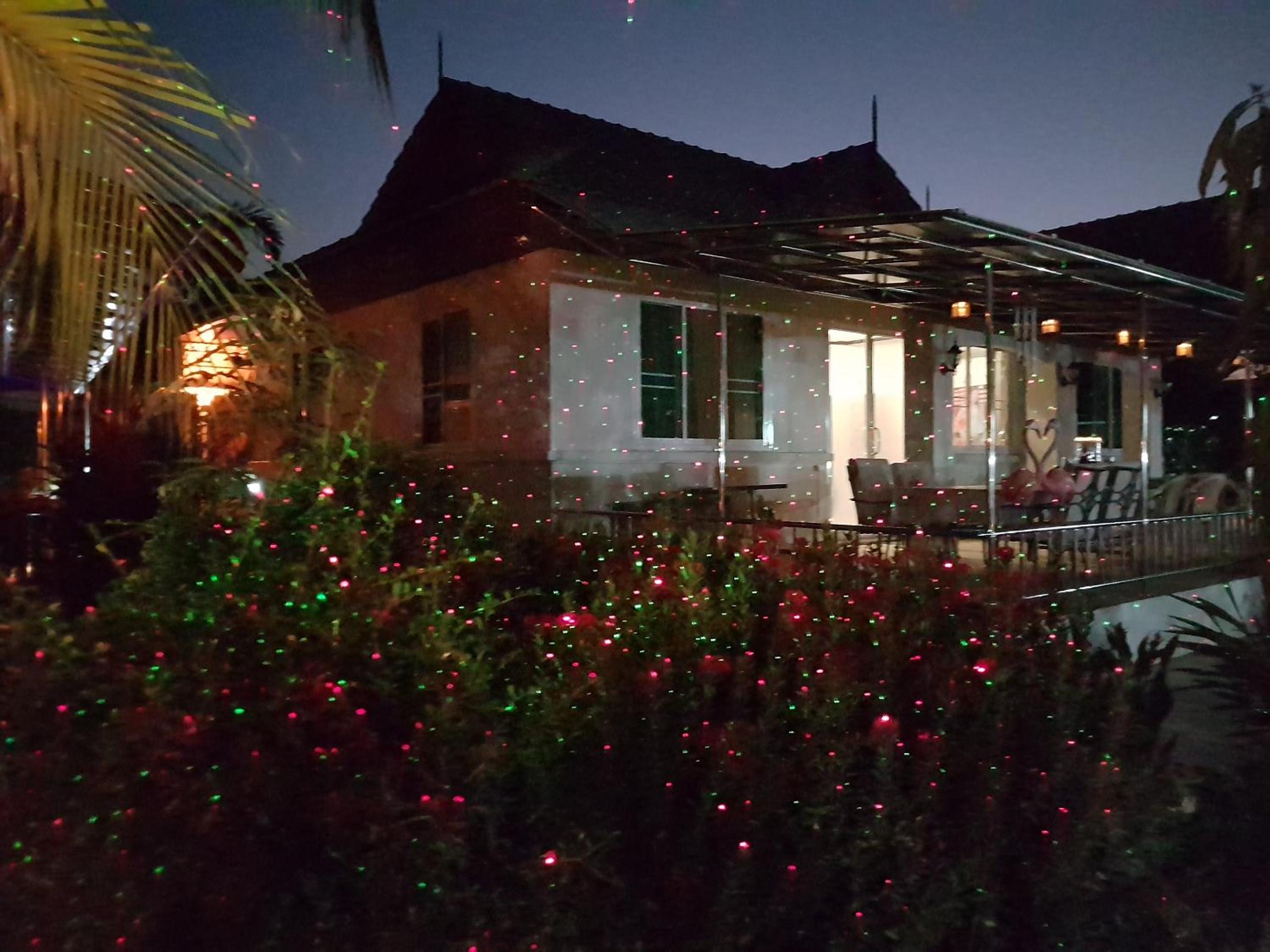 Nuch's Apple Guest House