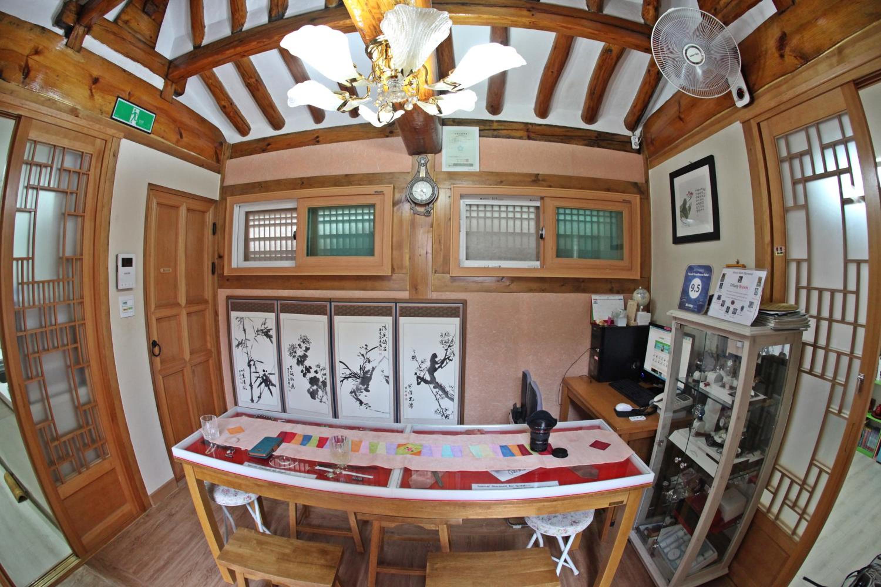 Hanok Guesthouse Nuha