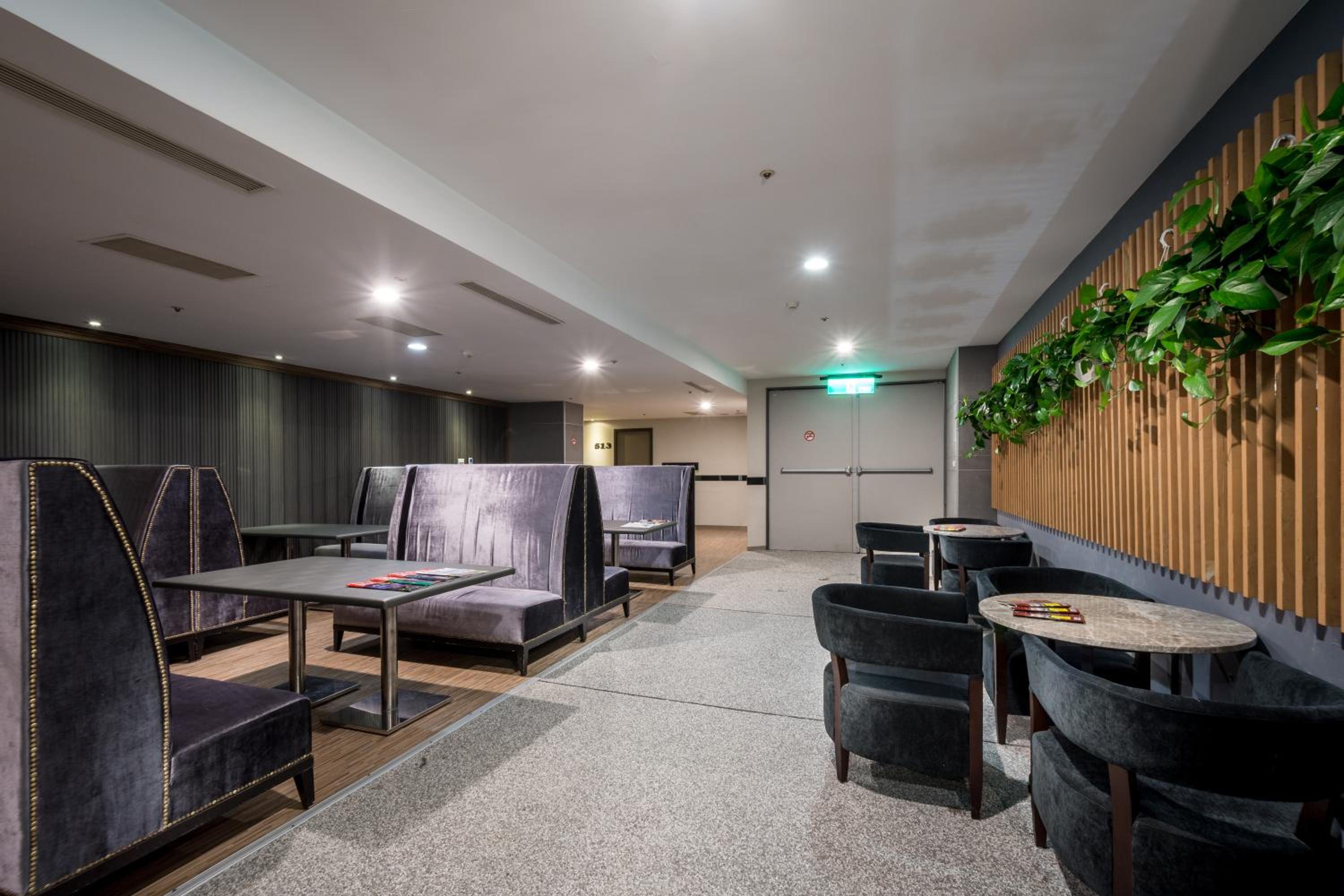 Urbanone Hotel