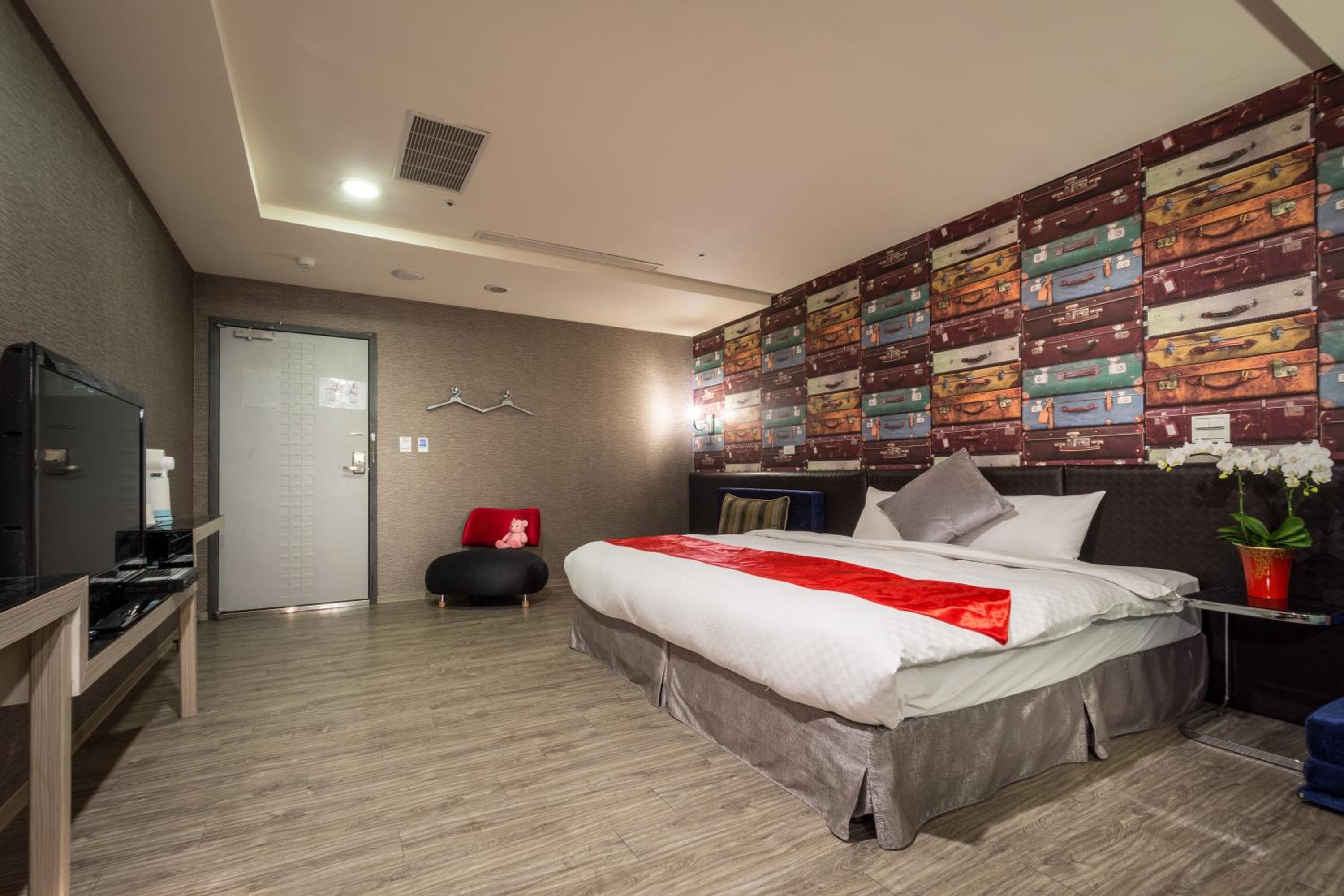 Urbanone Hotel