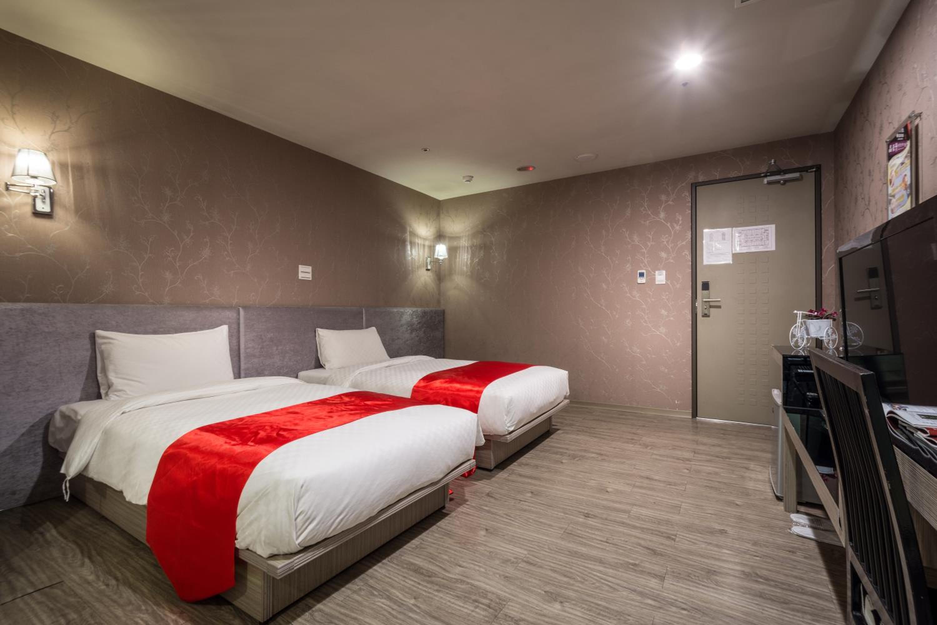 Urbanone Hotel