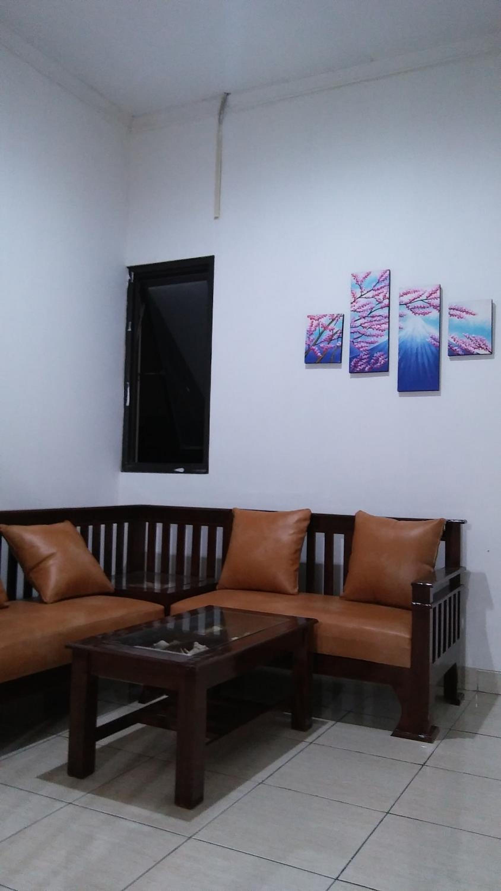 Cozy Residence Muwardi view 4