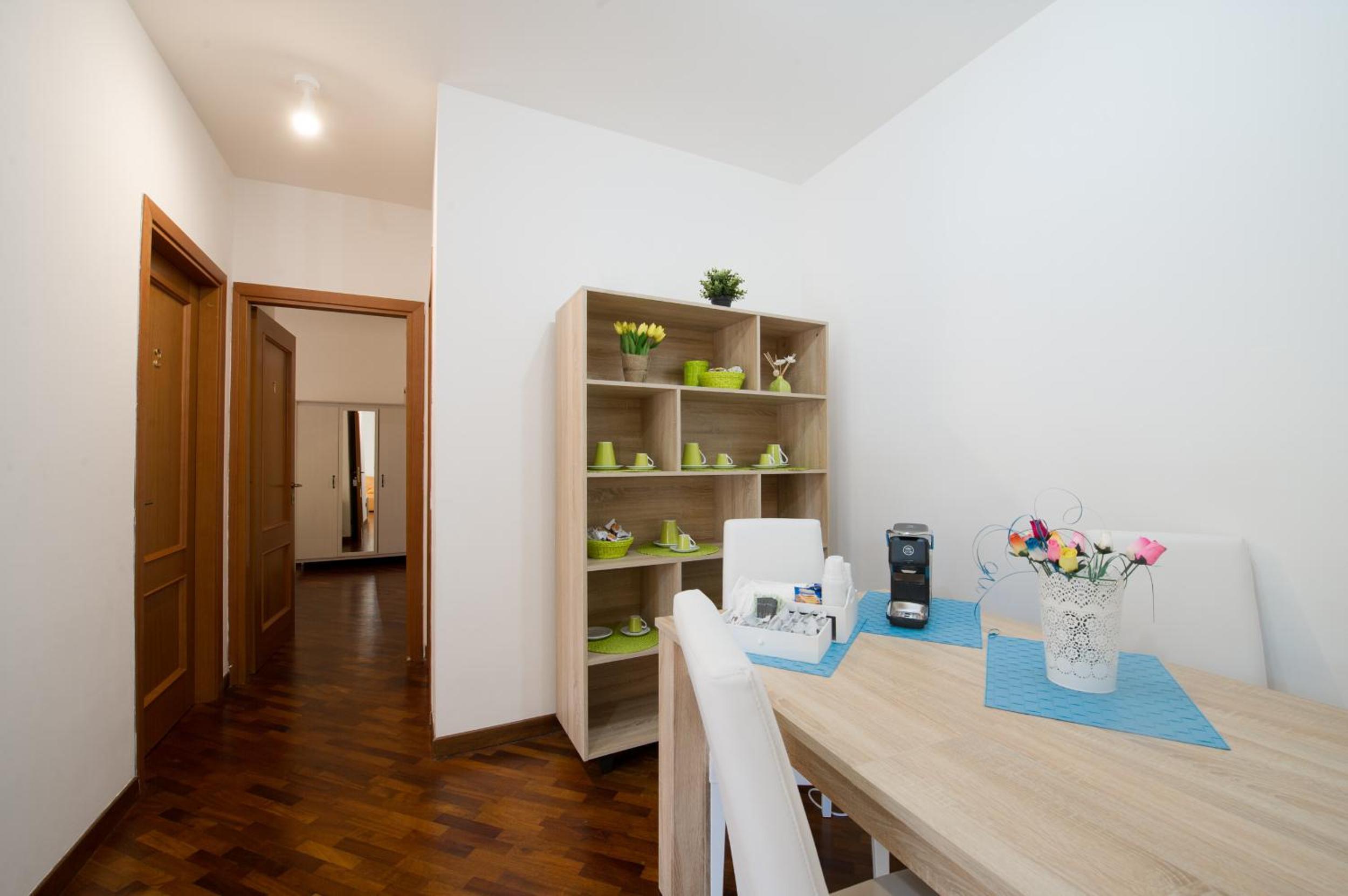 Domus BB - Plaza