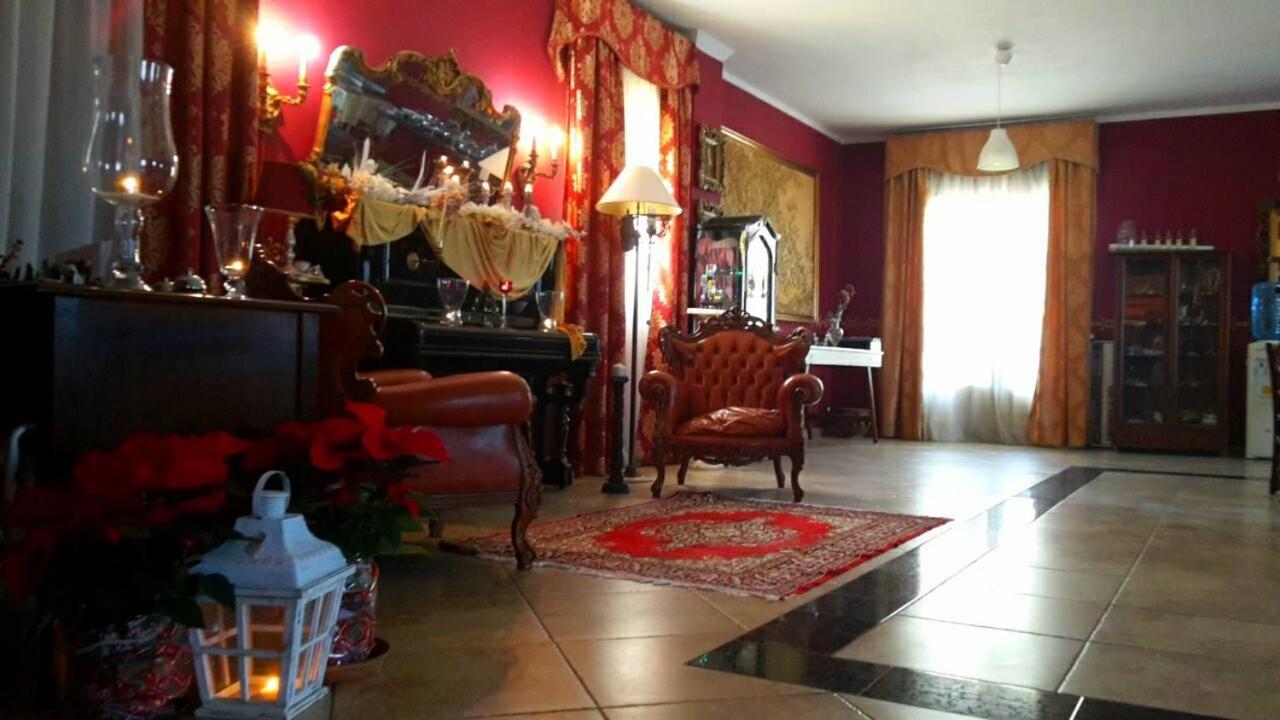 Photo 38