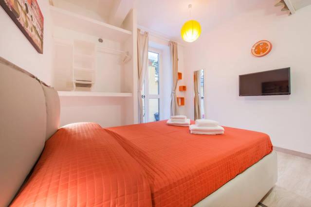 Cheap and Chic Studios at Coliseum