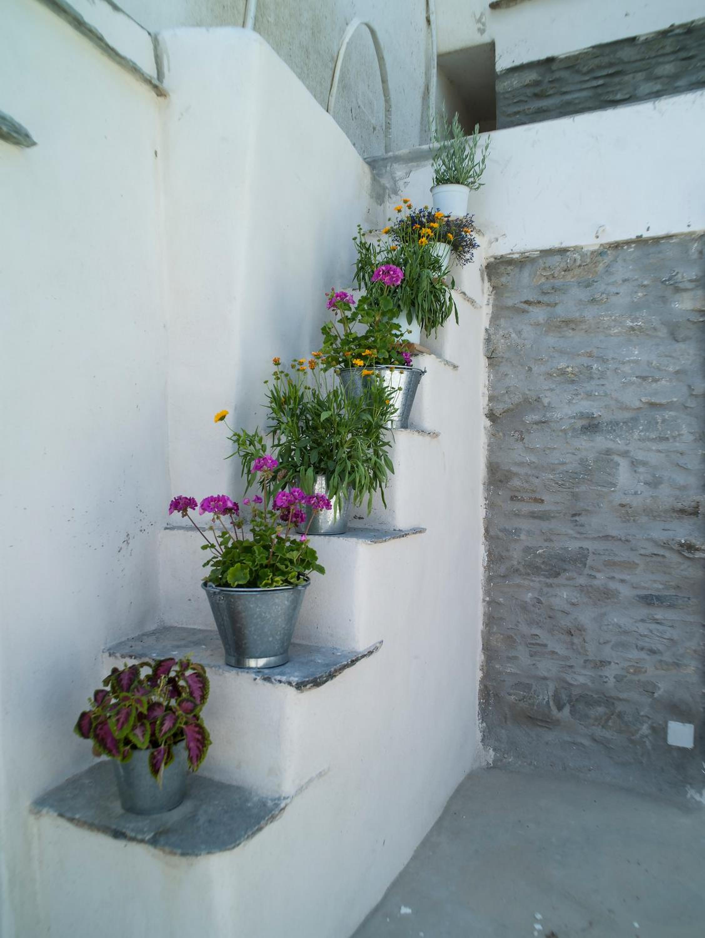 Tutti Blu Tinos Living Space view 2