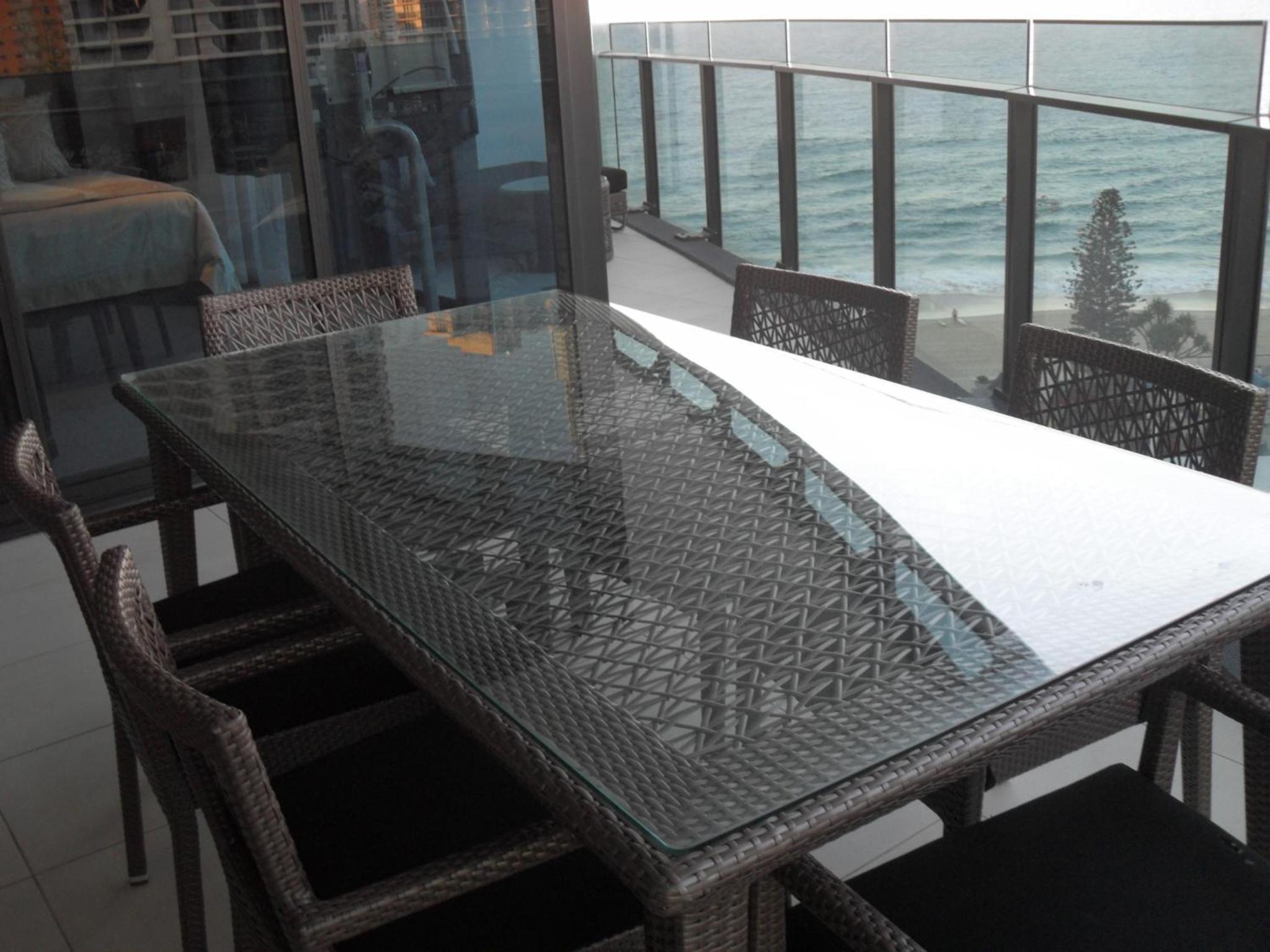 Soul Surfers Paradise 3 Bedroom Beach Apartment view 4
