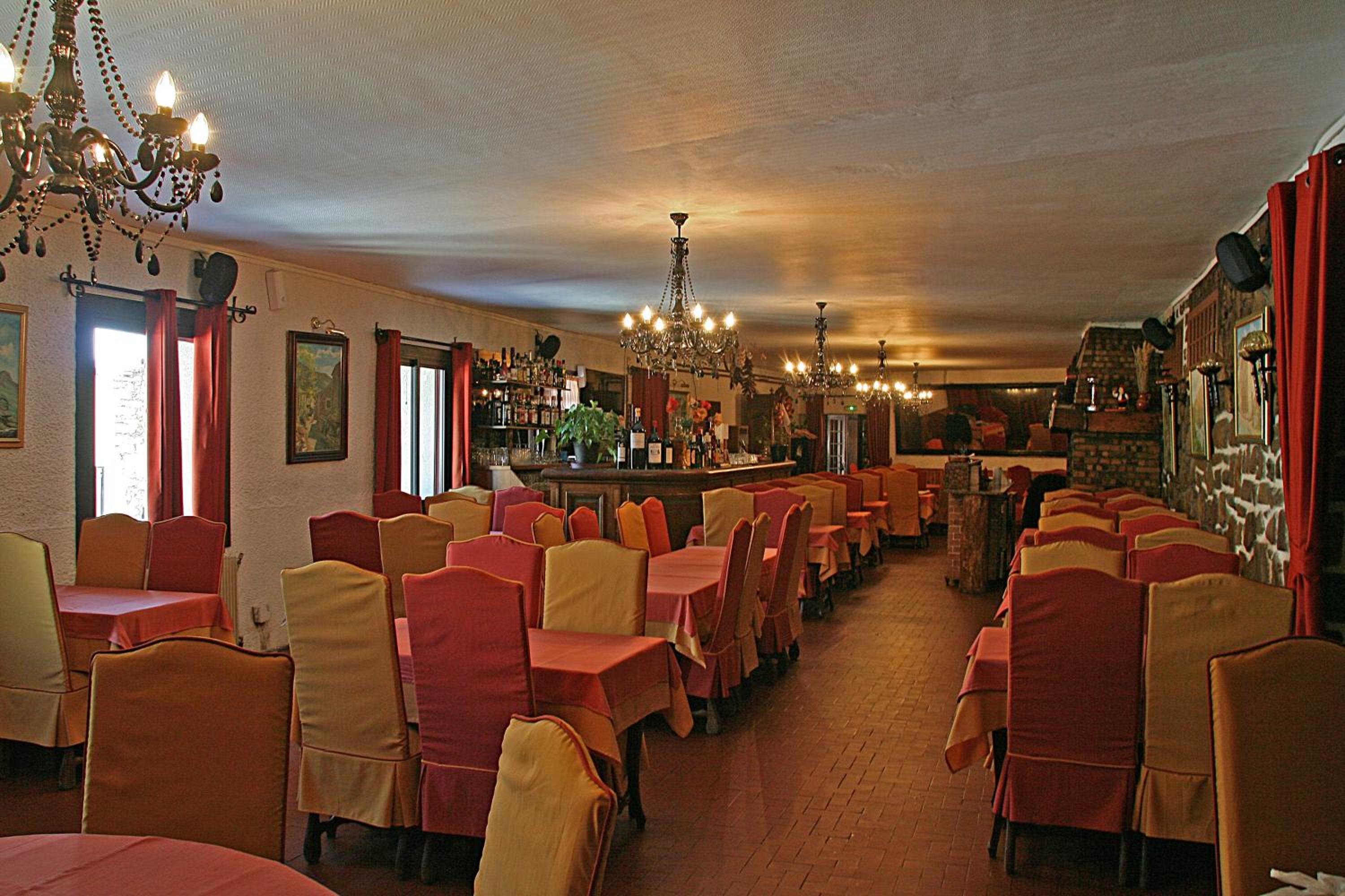 restaurant