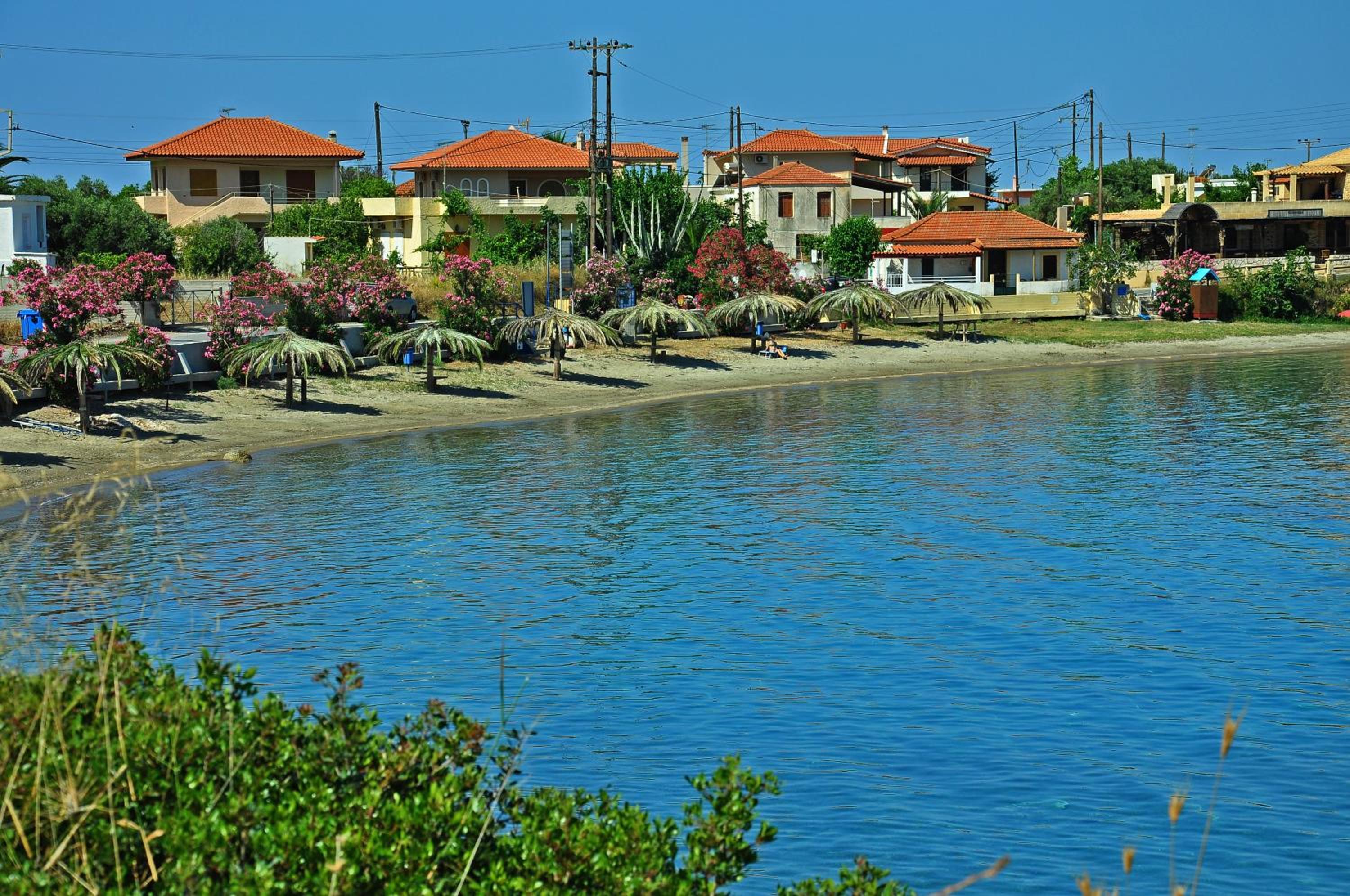 Lakonia Bay Apartments photo 5