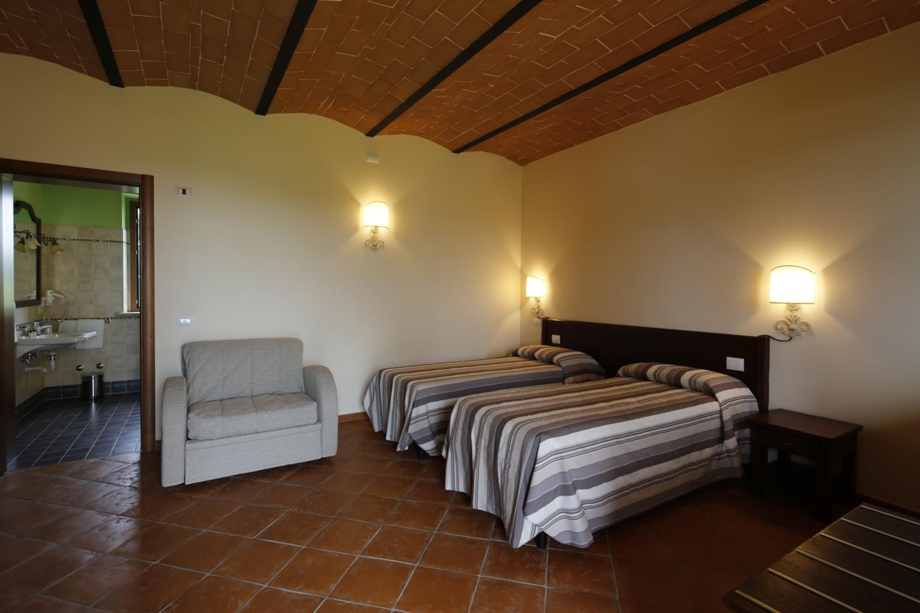 Agriturismo Poggio Al Tufo
