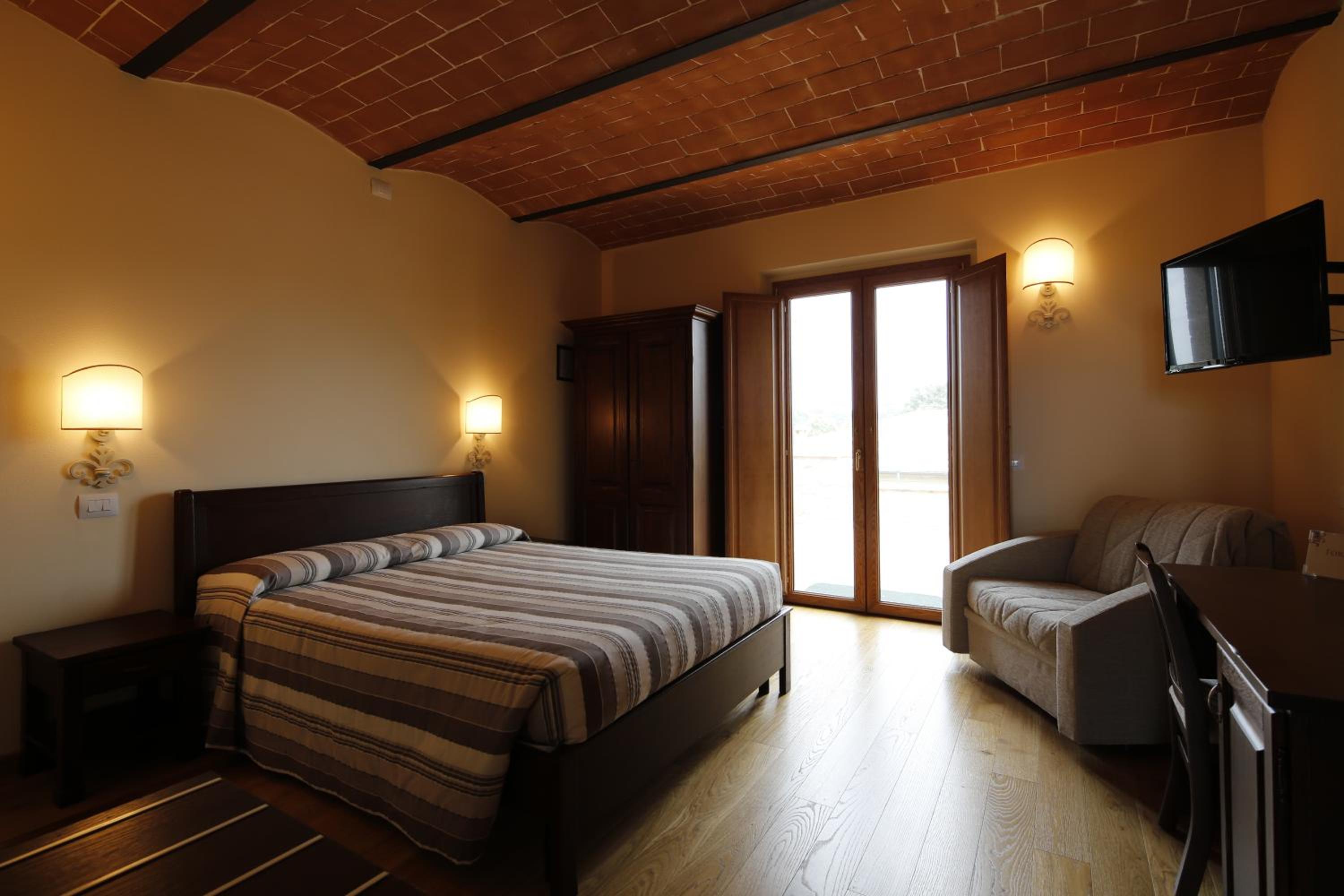 Agriturismo Poggio Al Tufo
