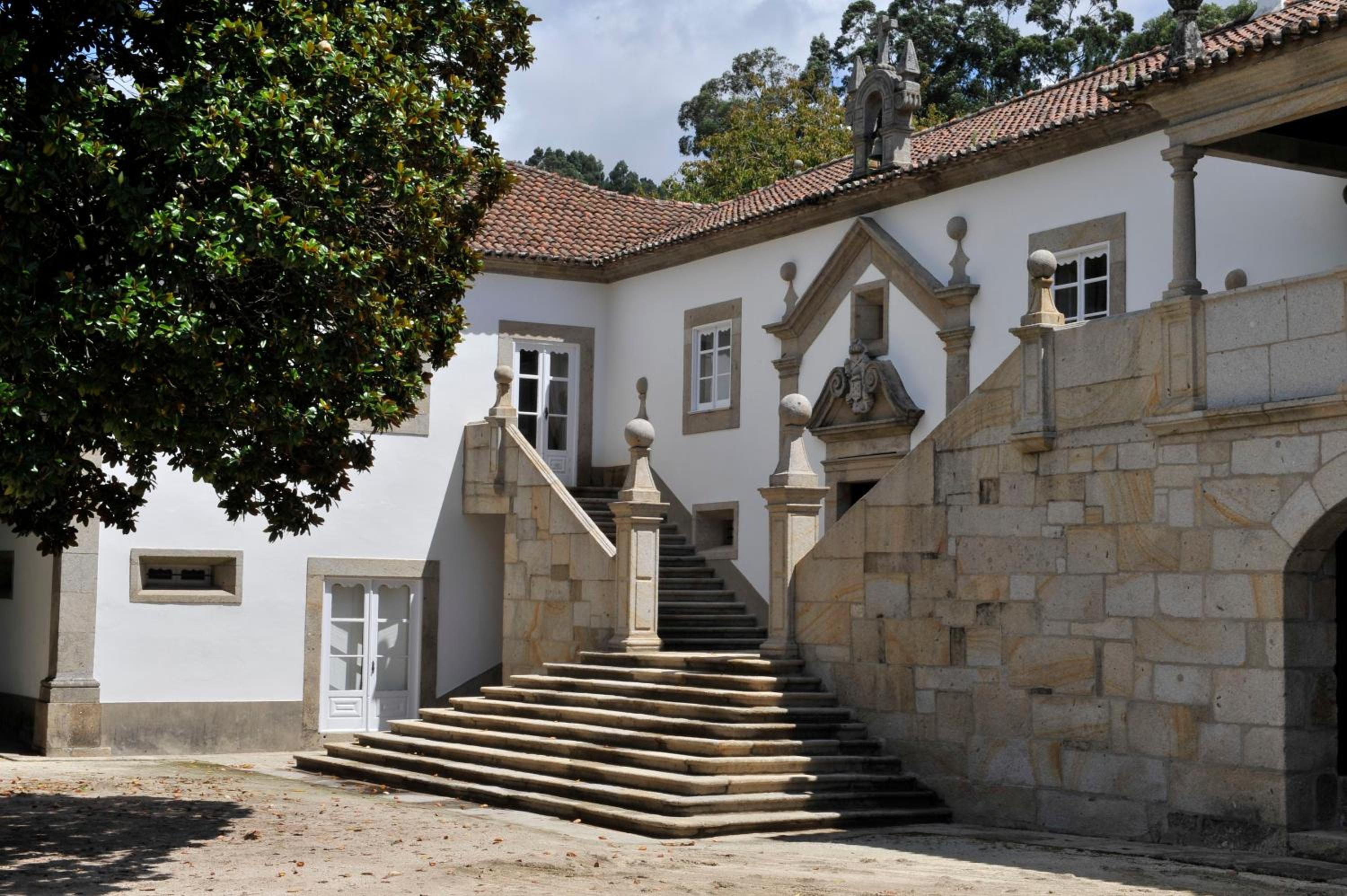 Paço de Calheiros - Turismo de Habitação