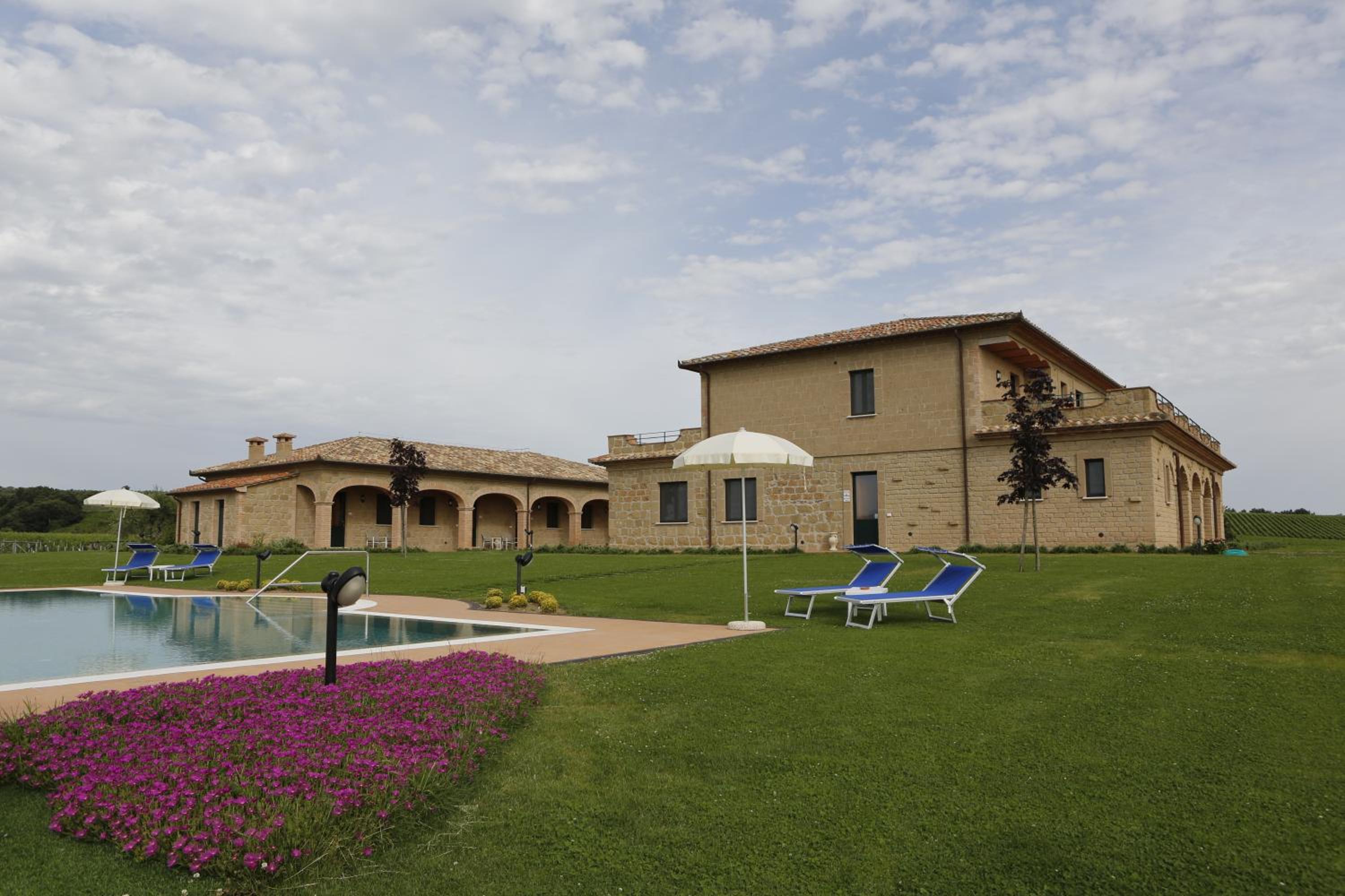 Agriturismo Poggio Al Tufo