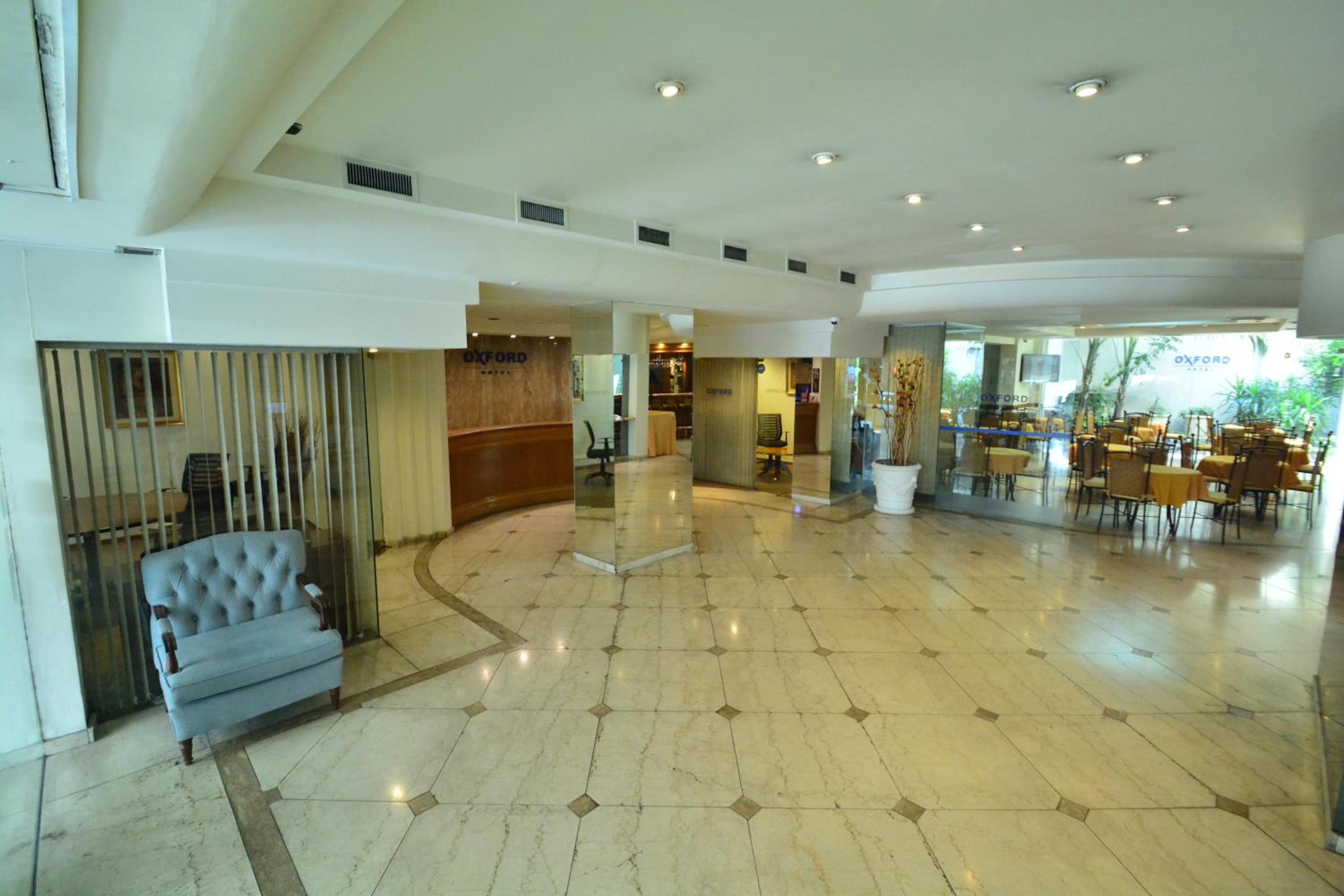 Hotel Oxford, hotel de 3 estrellas en Montevideo