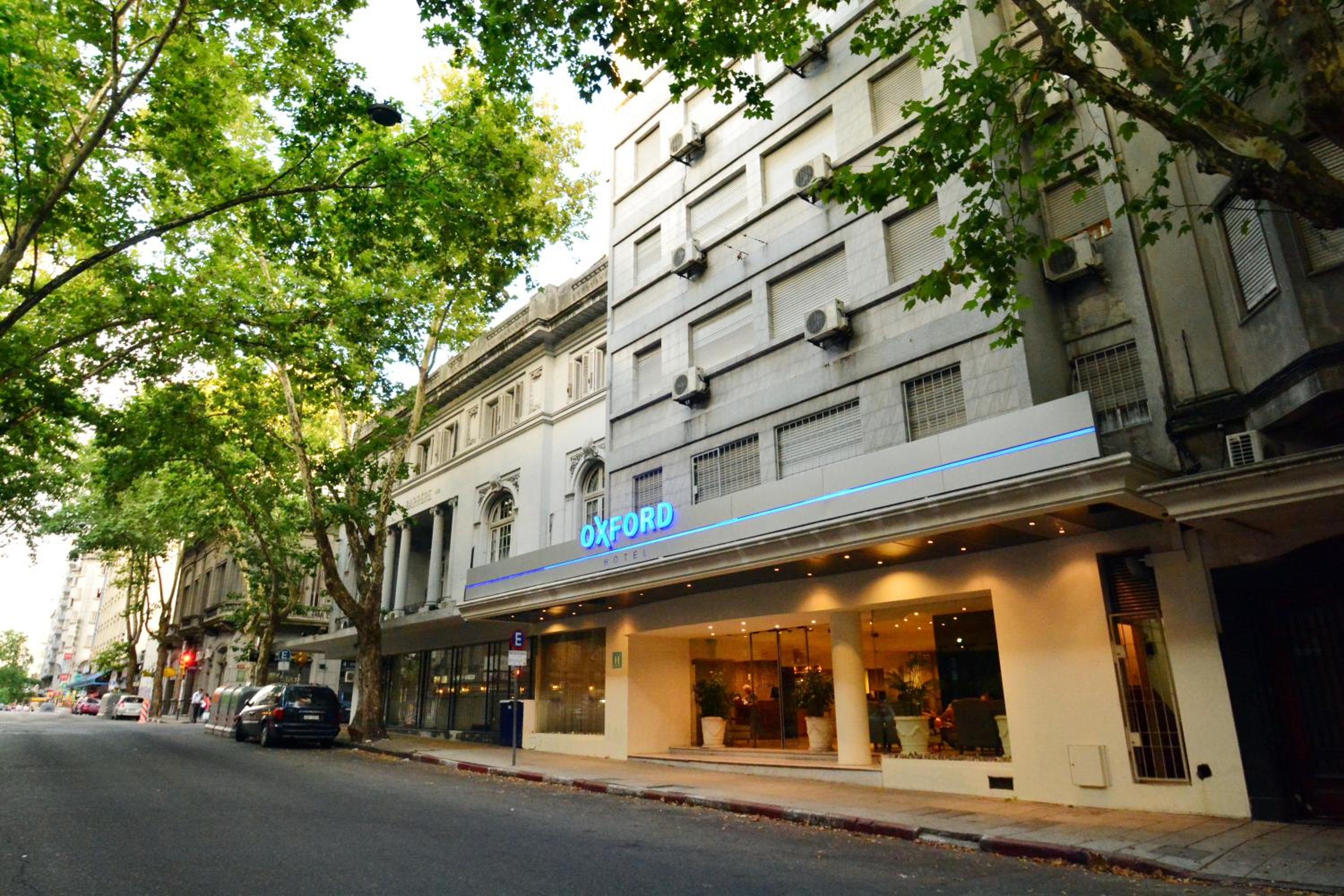 Hotel Oxford, hotel de 3 estrellas en Montevideo
