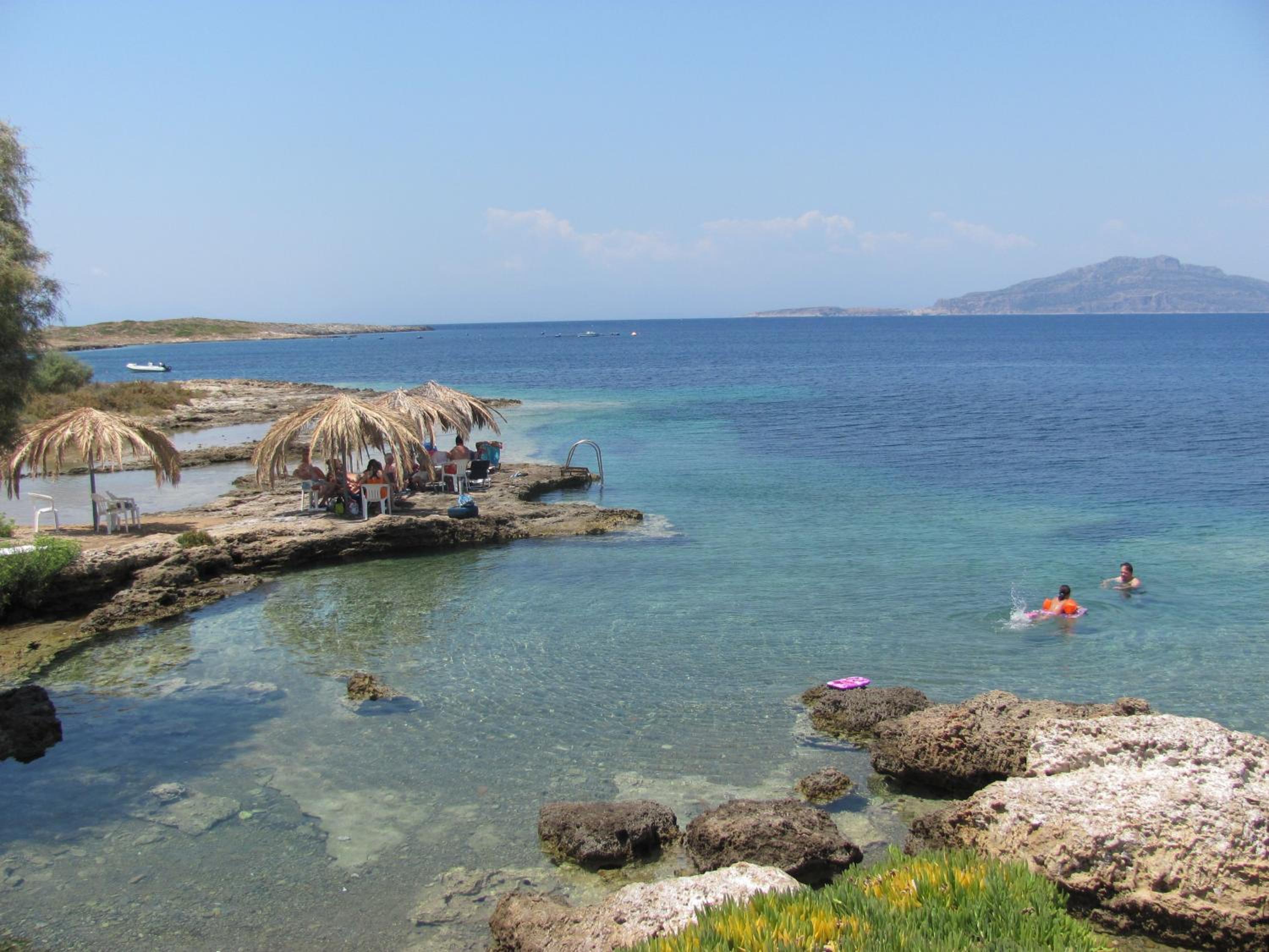 Lakonia Bay Apartments photo 3