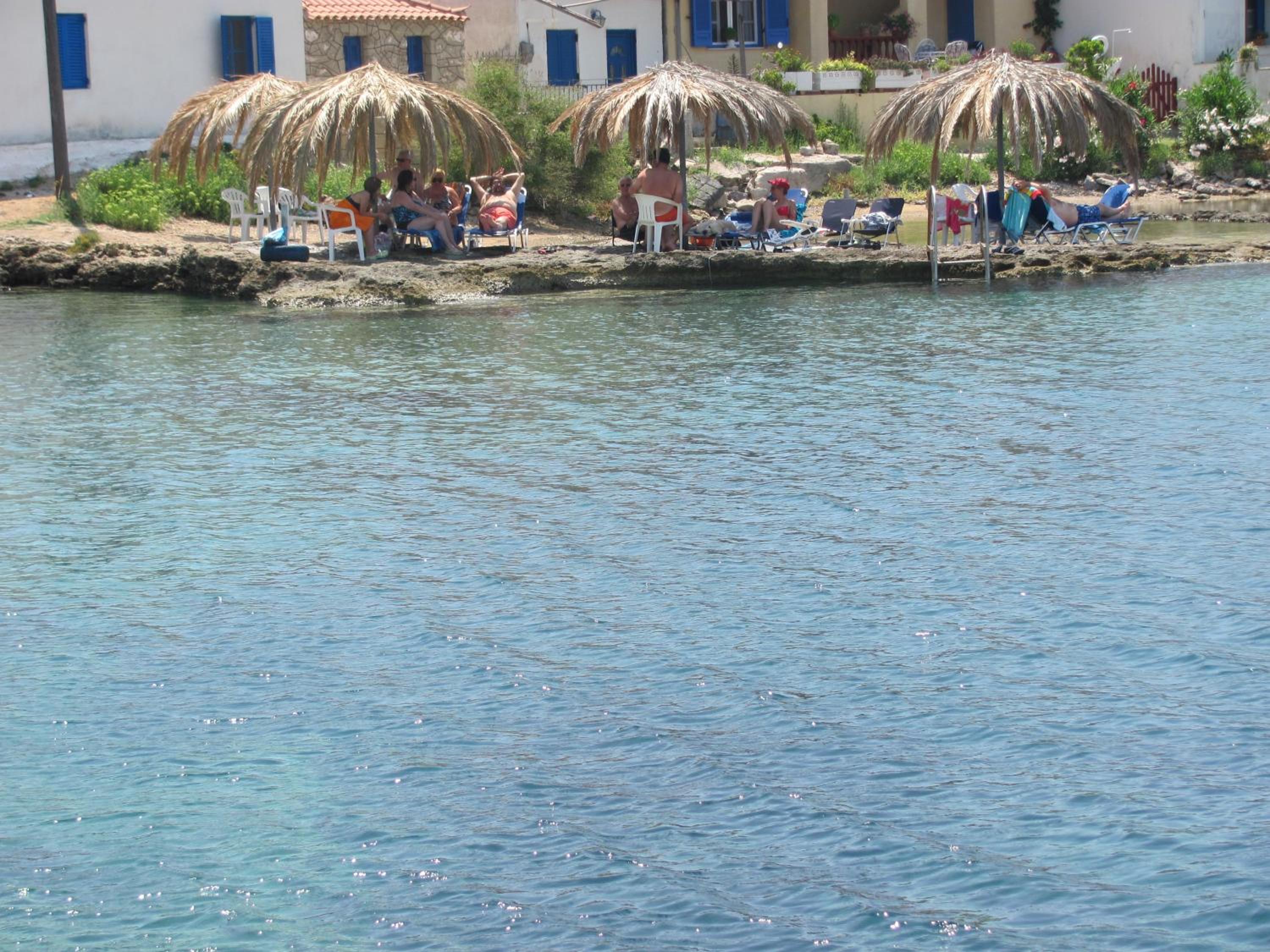 Lakonia Bay Apartments photo 4