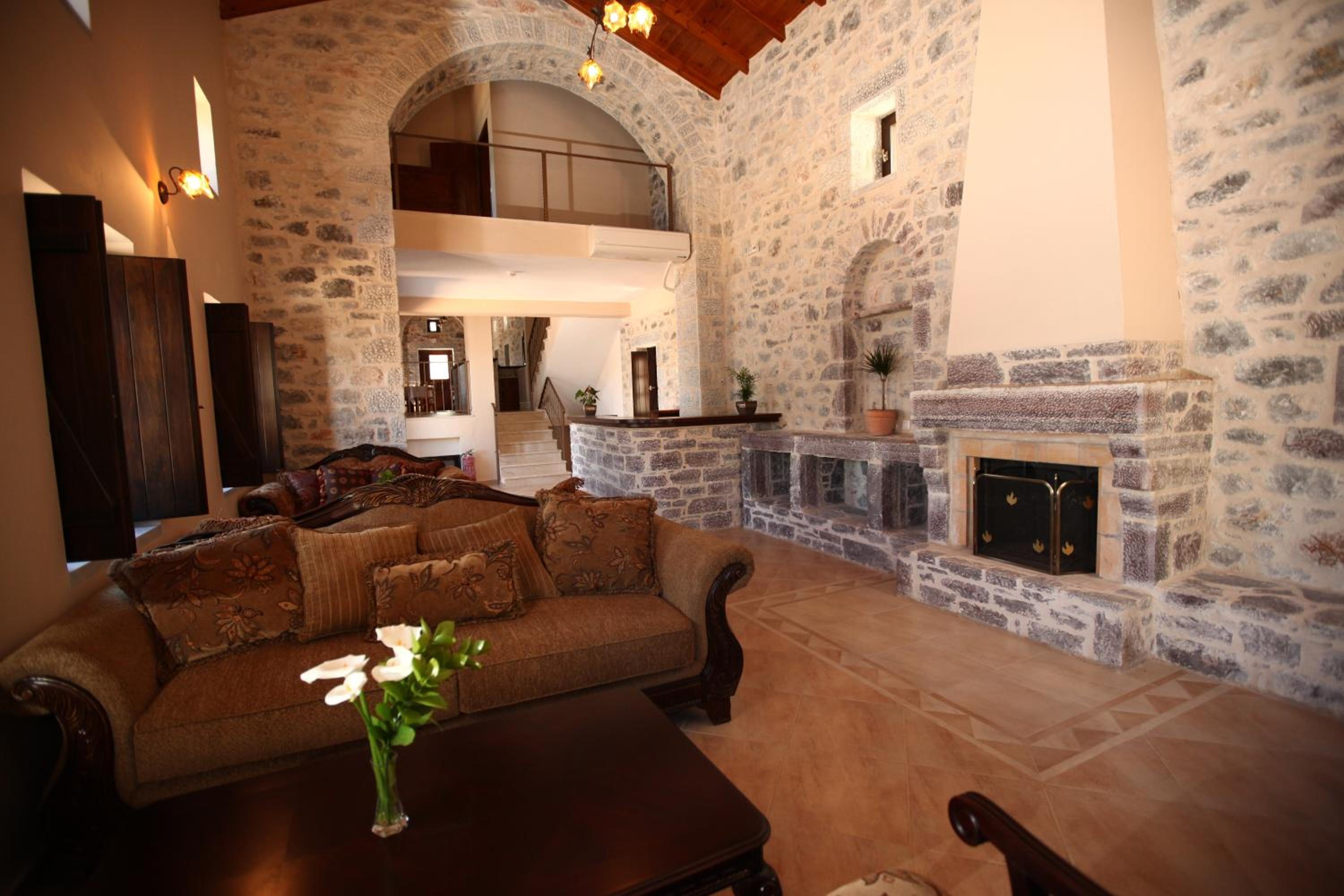 Vasilios Apartments Hotel - Property Image 1