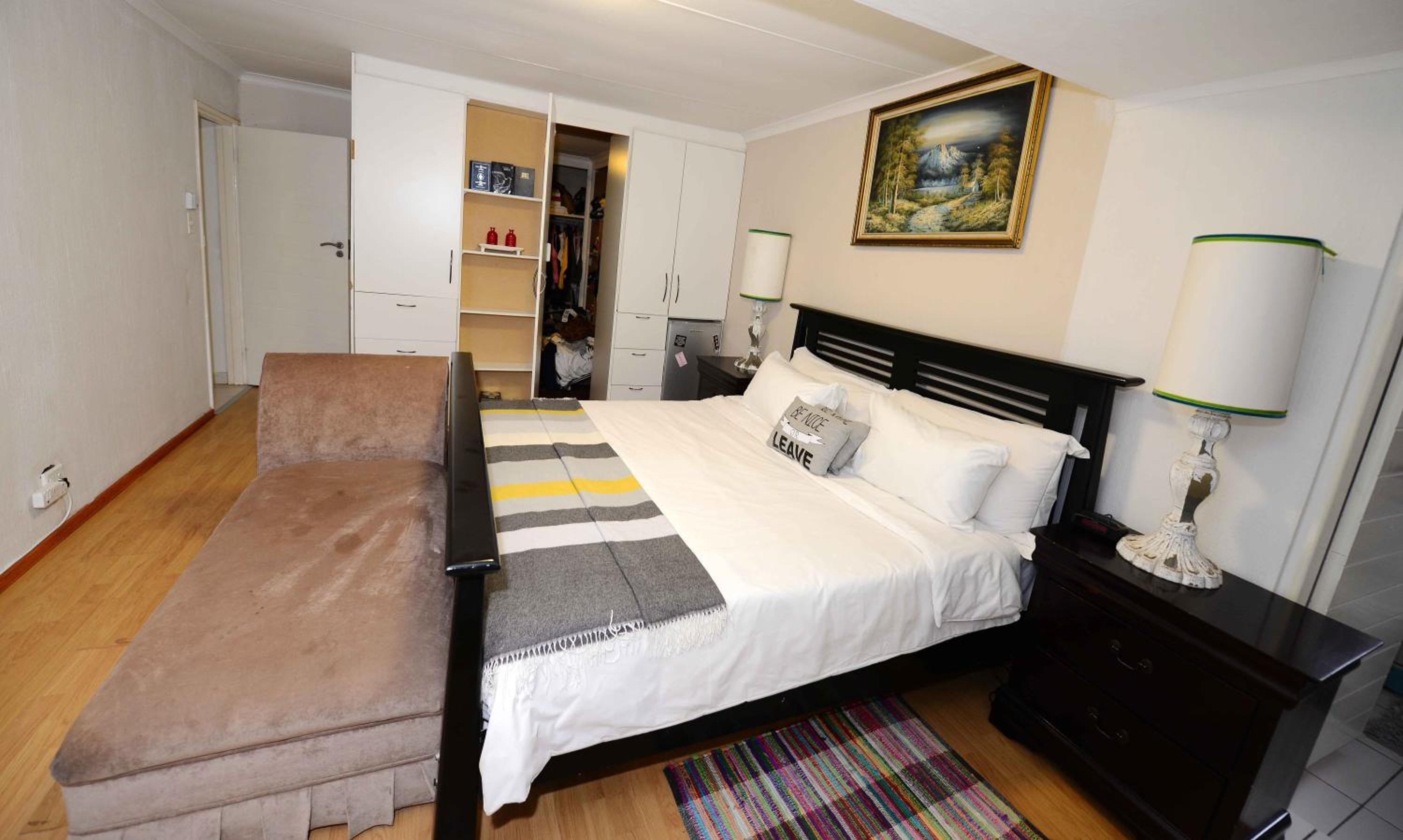 Corgi Guest House
