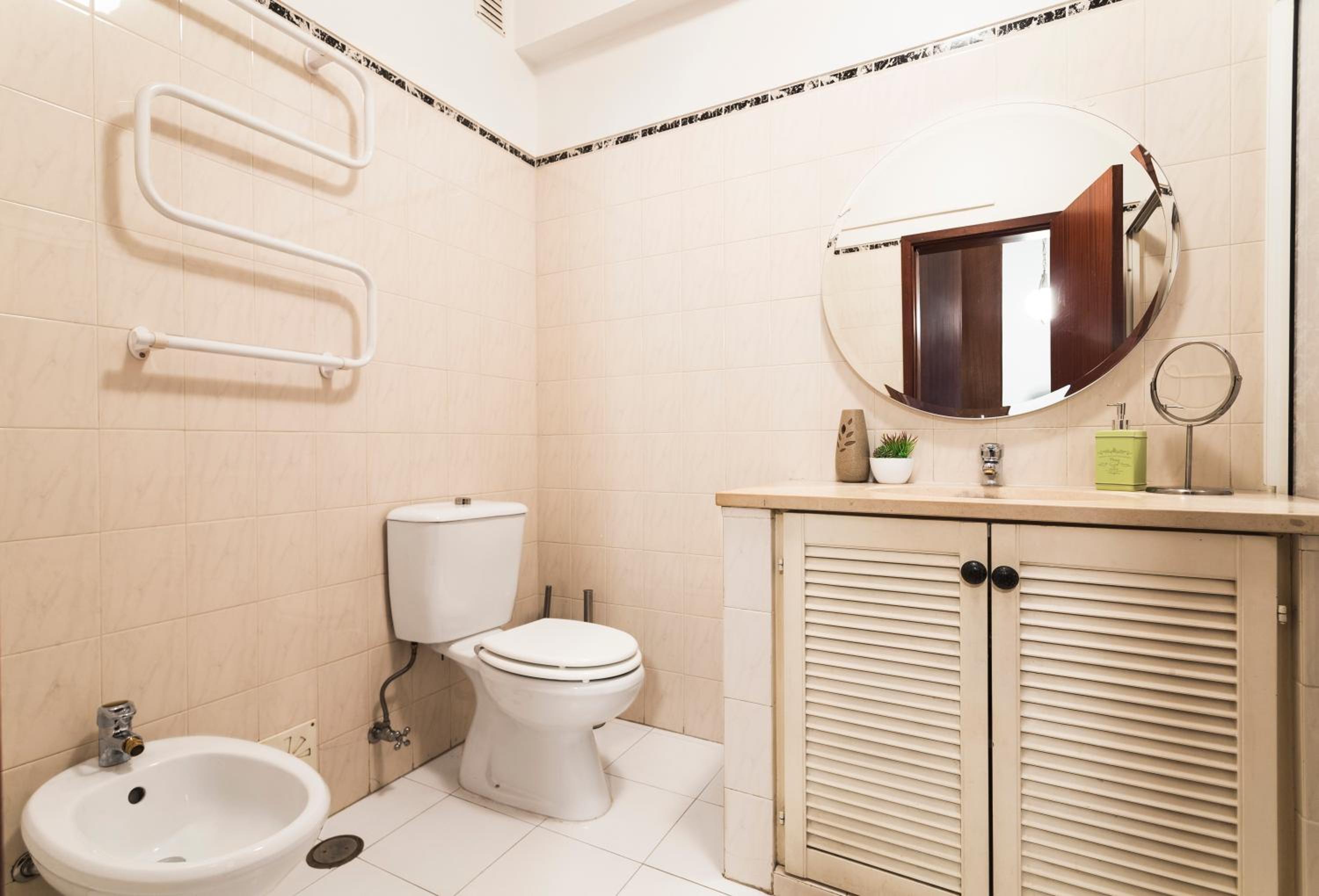 WHome | Damasceno Large Apartment #39 view 4