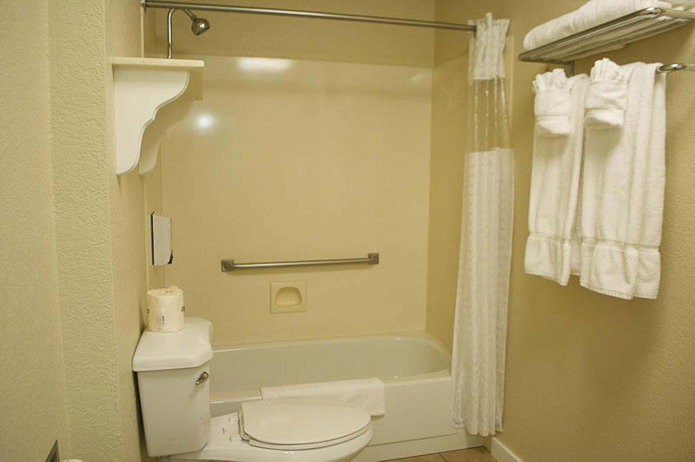 Ashland Vacations - Stratford Inn - Property Image 45