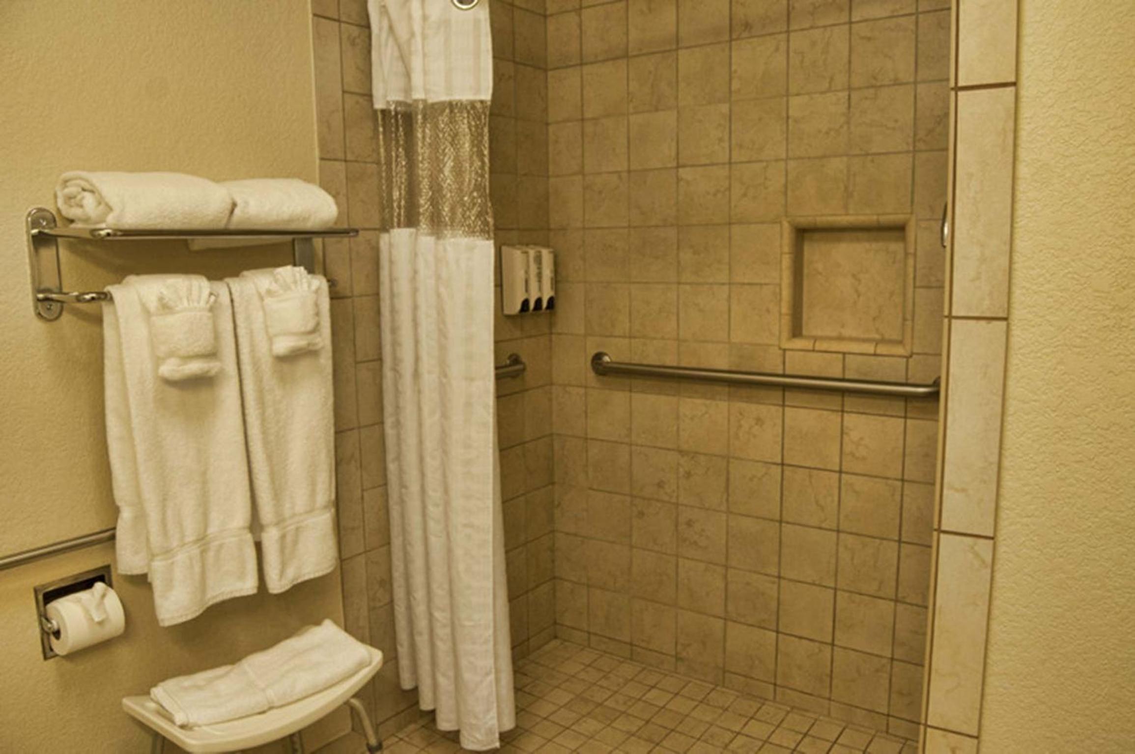 Ashland Vacations - Stratford Inn - Property Image 3
