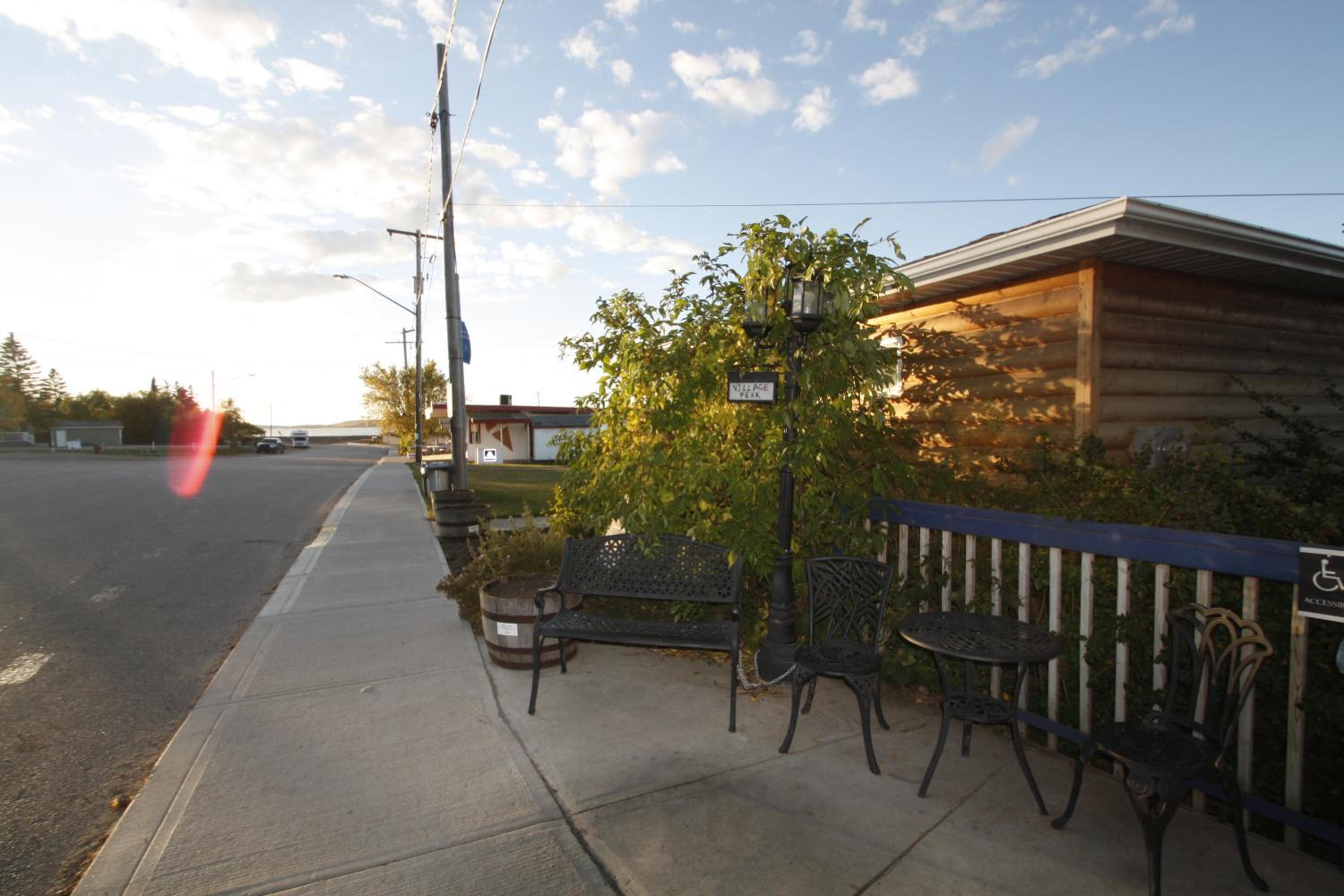 MANITOU BEACH COTTAGES by Prowess