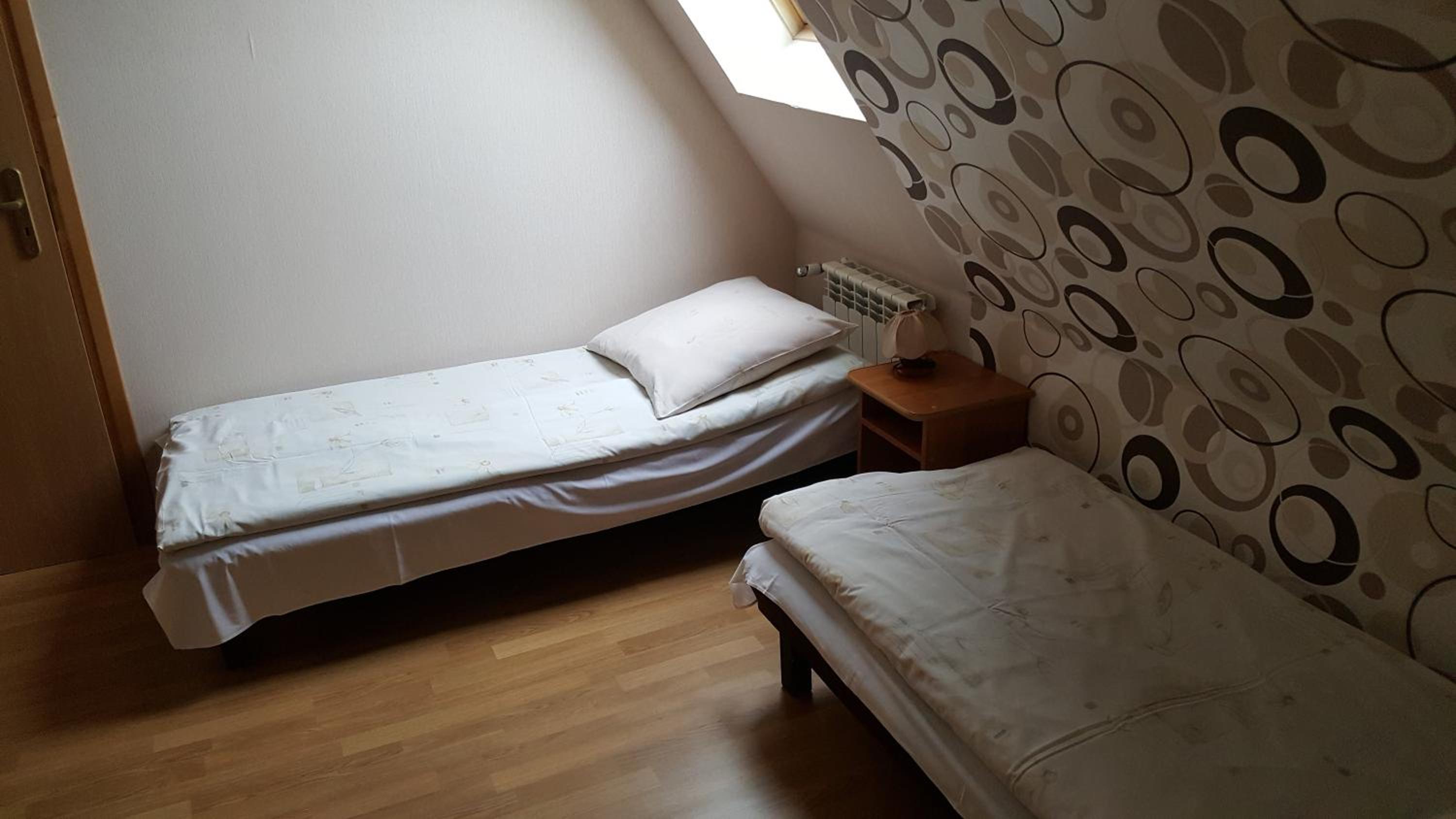 Photo 33