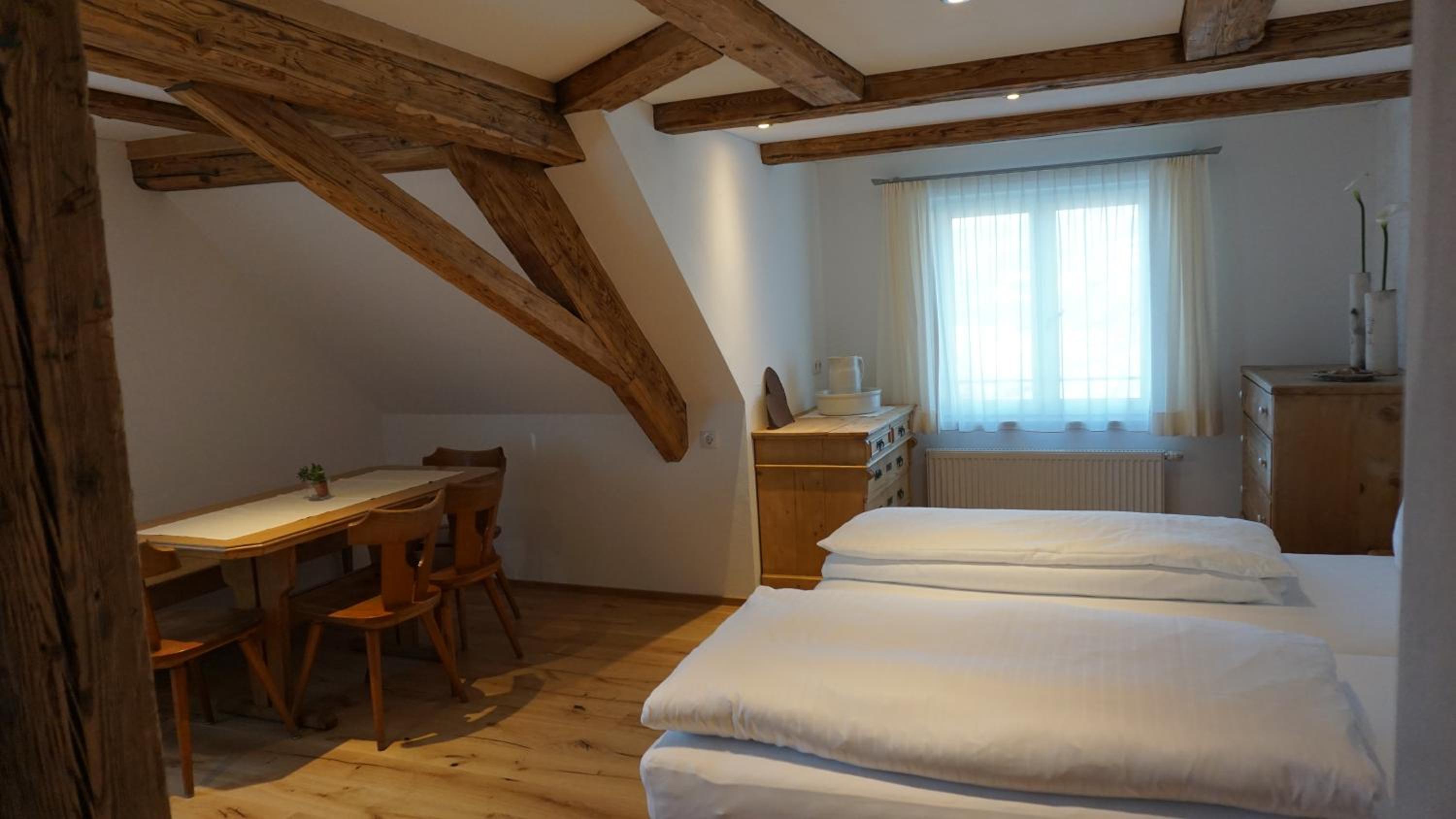 Waldrast Bed & Breakfast