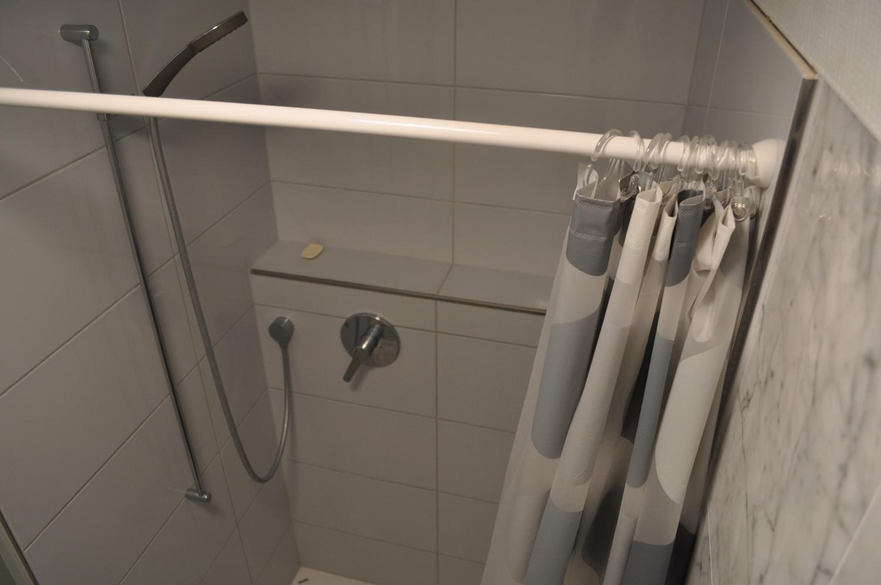 Photo 43