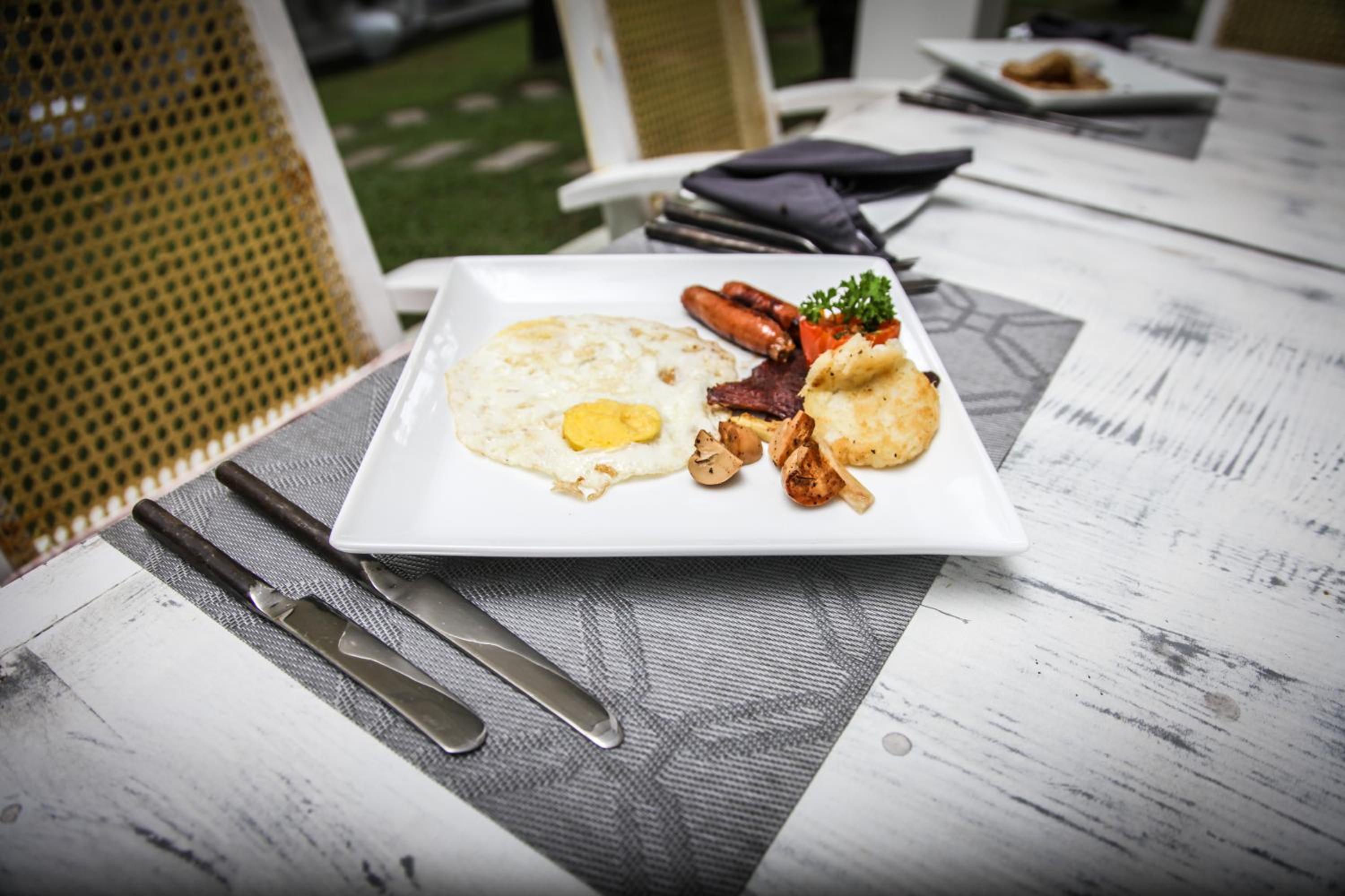 W15 Escape