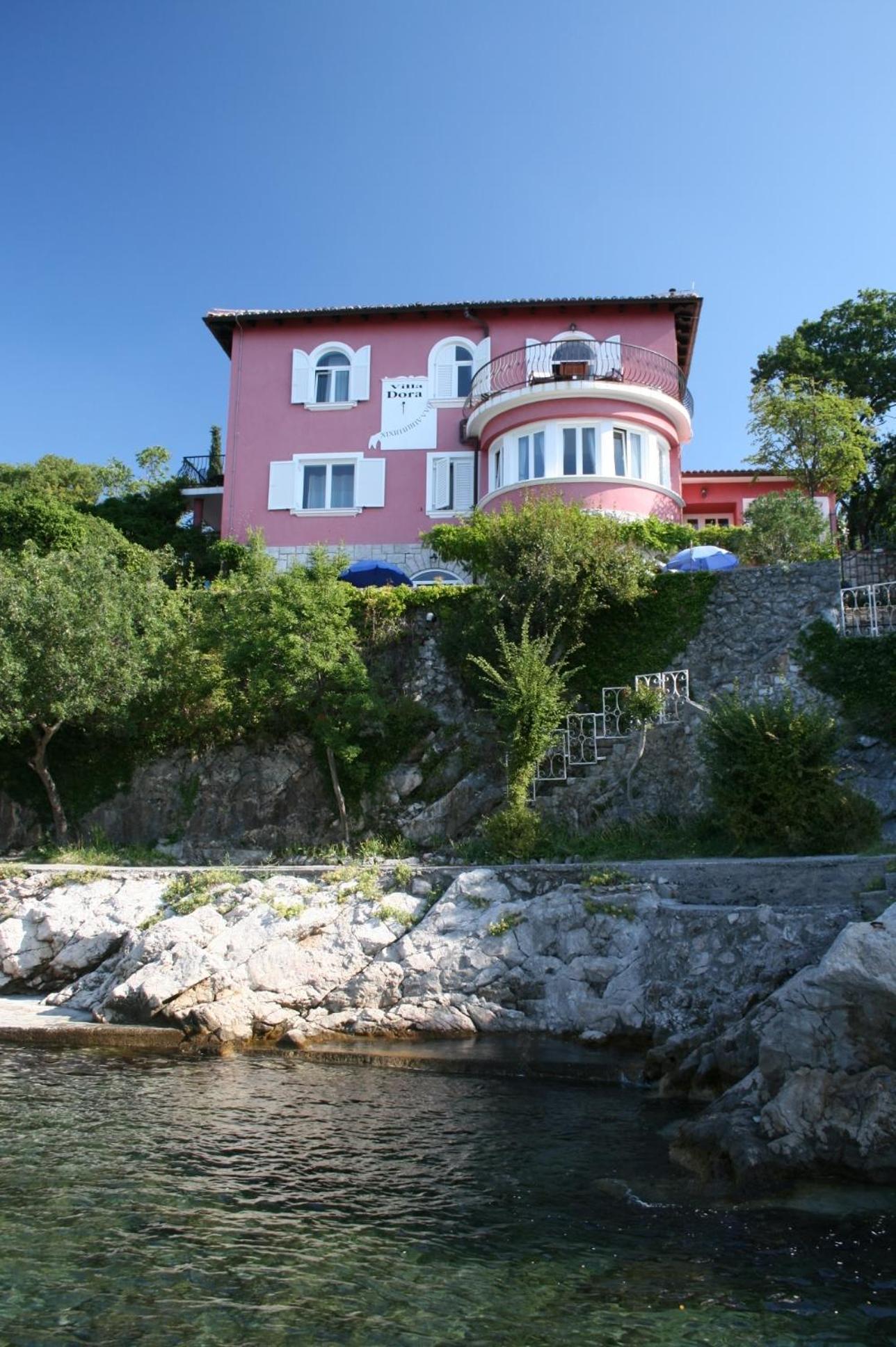 Photo 44