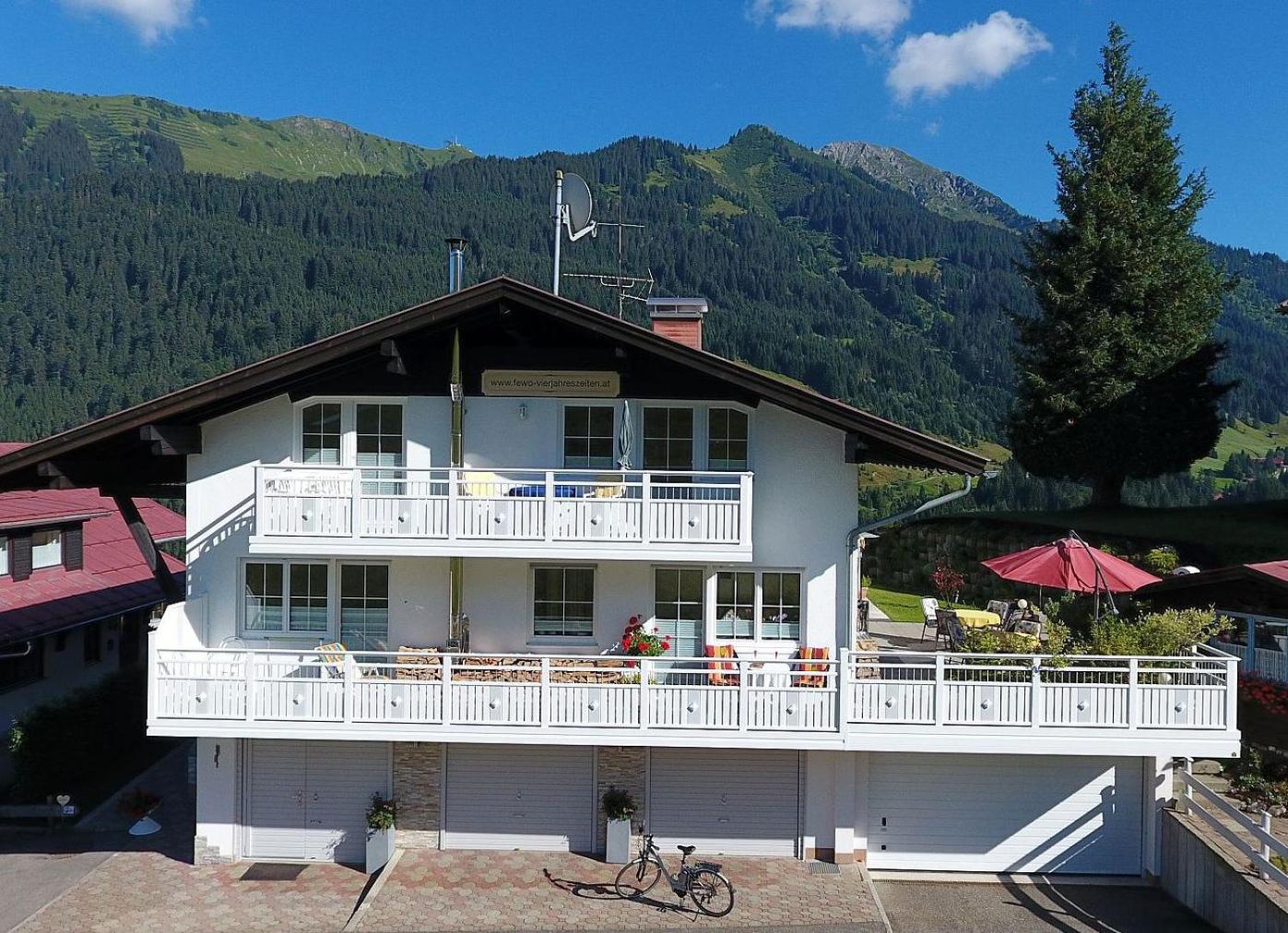 Ferienwohnung Vier Jahreszeiten