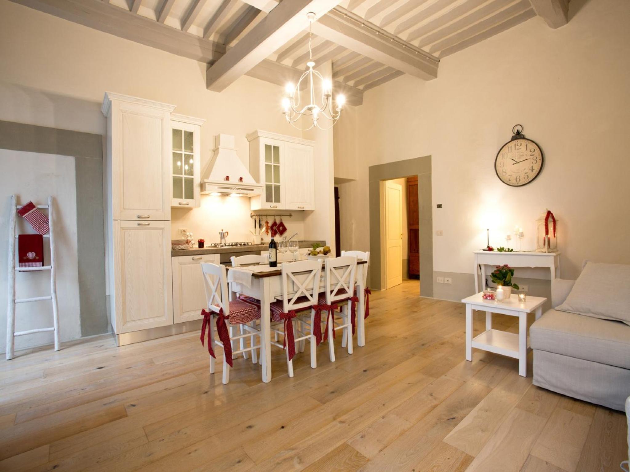 Cortona Vacations - La finestra sul Teatro - Property Image 2