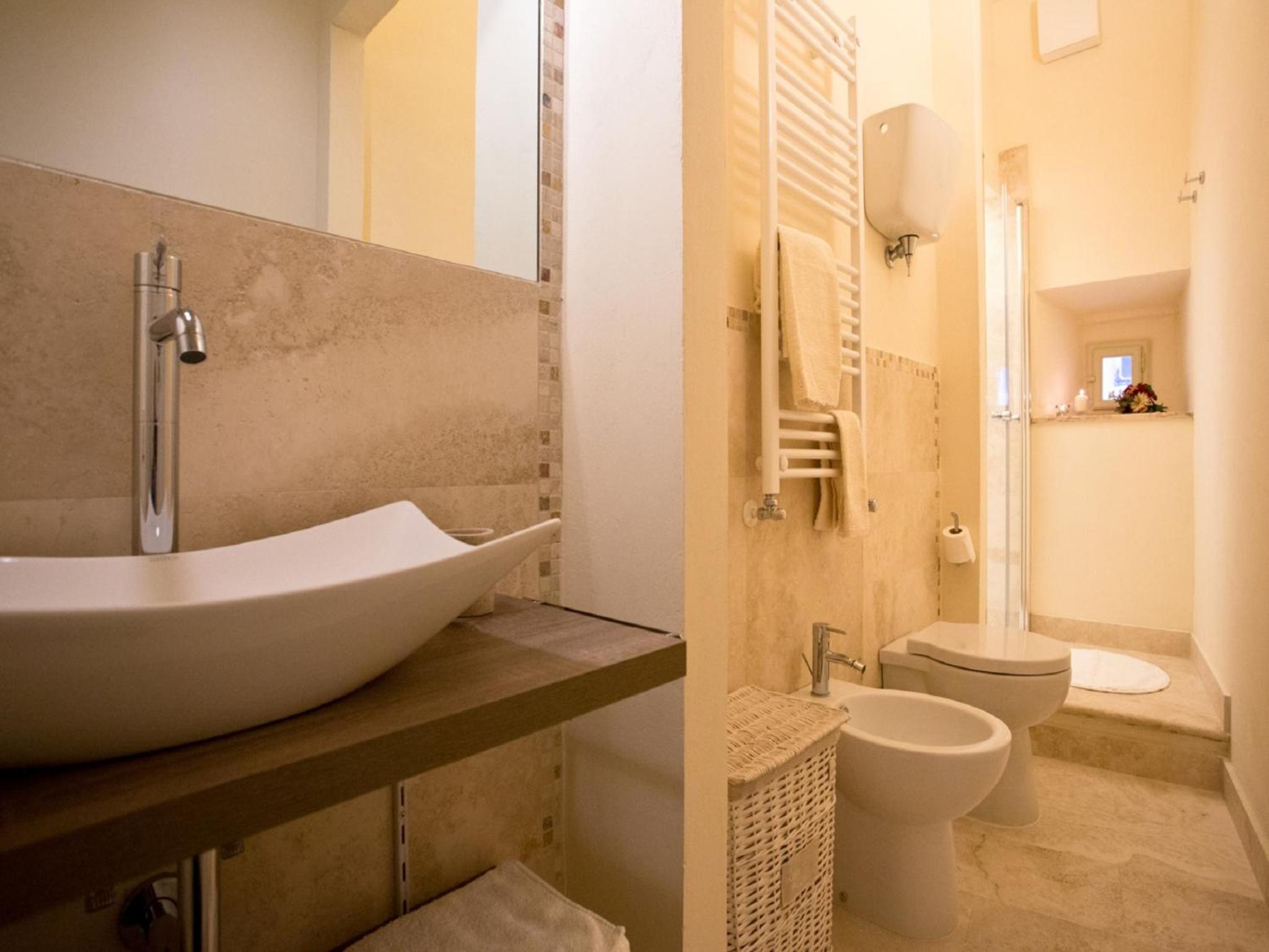 Cortona Vacations - La finestra sul Teatro - Property Image 8