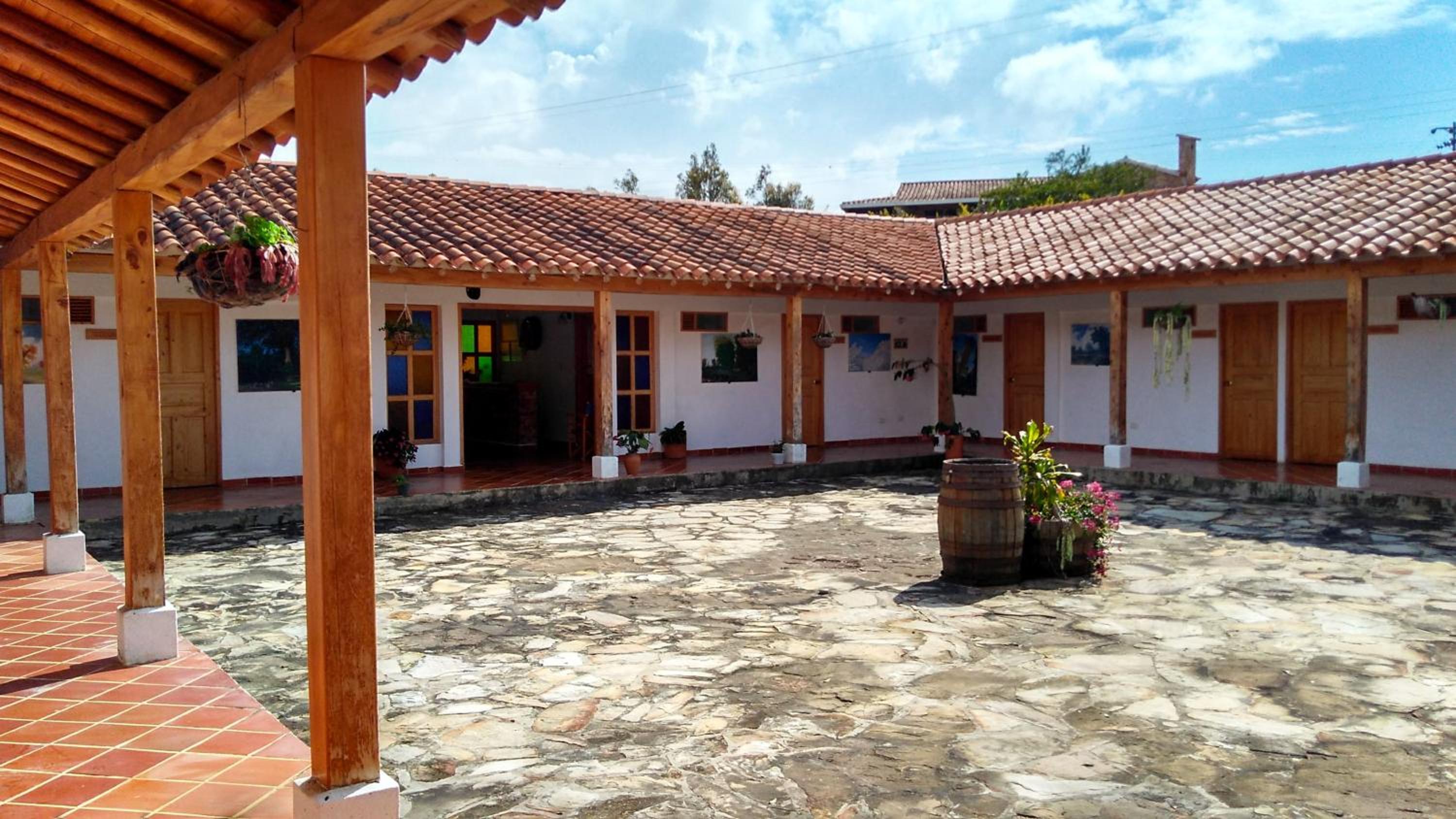 Photo 16