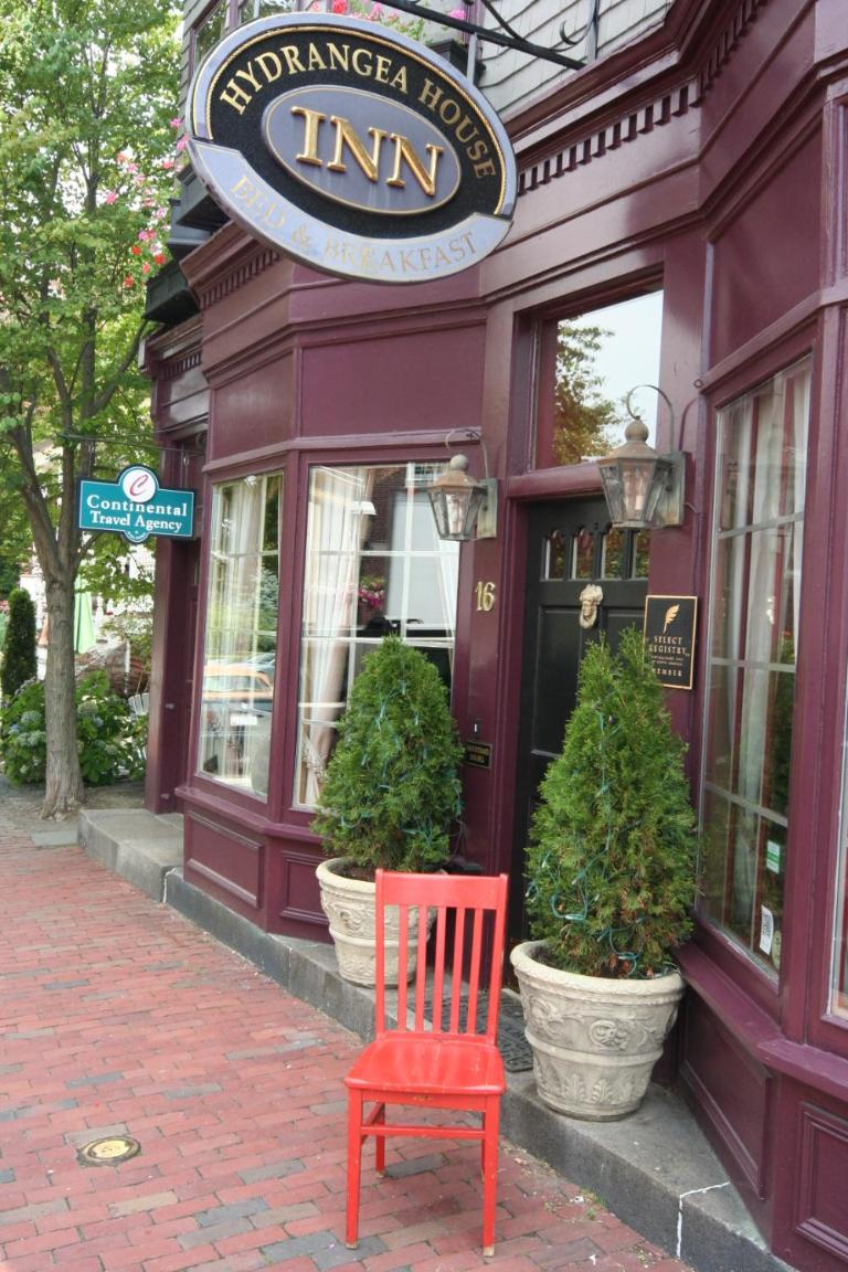 Hotel Hydrangea House Inn - Image 1