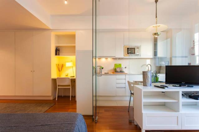 Santa Catarina Apartment - No centro da cidade com garagem, perto do TimeOut Market - Renovado view 4