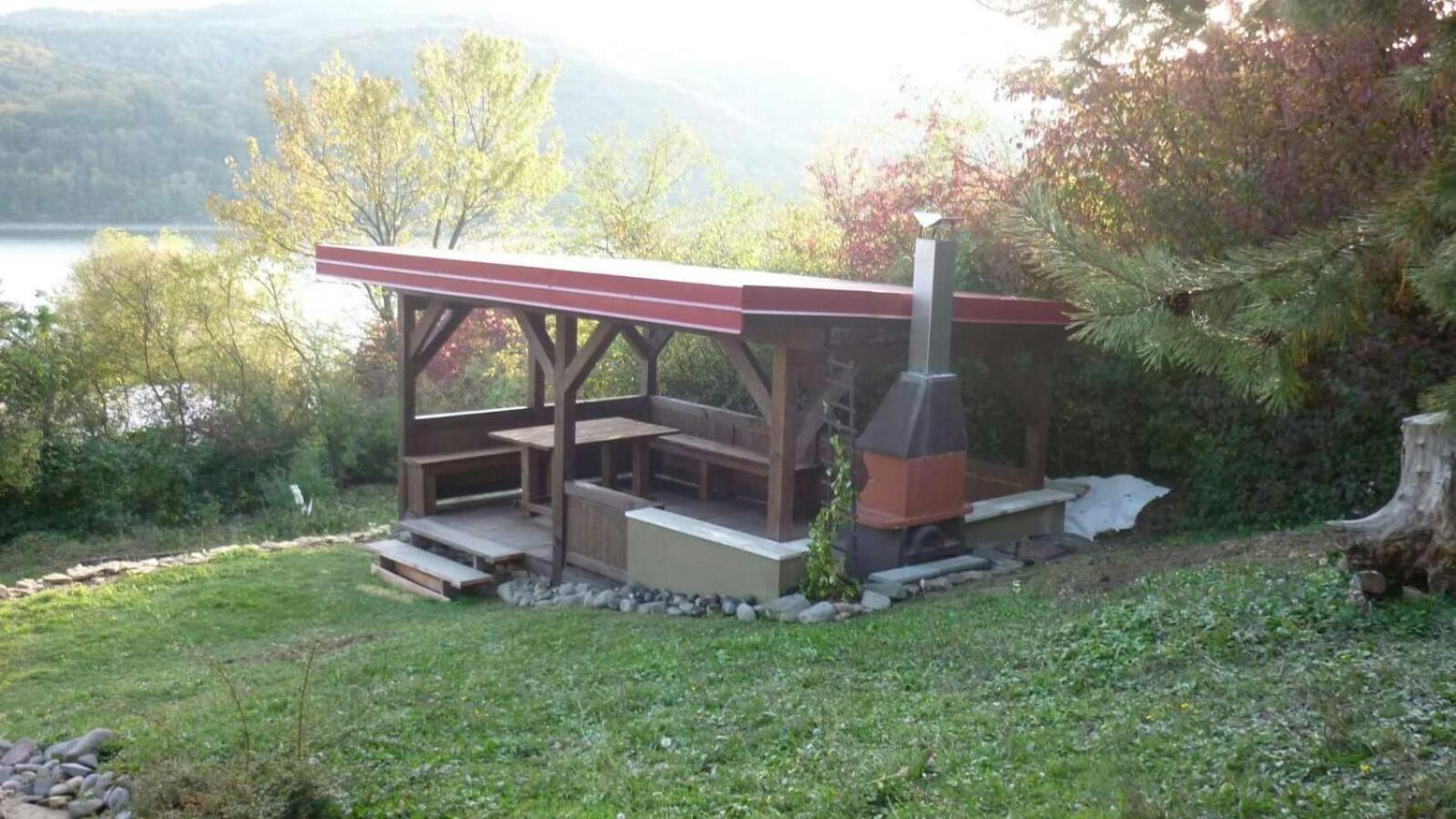 Photo 12
