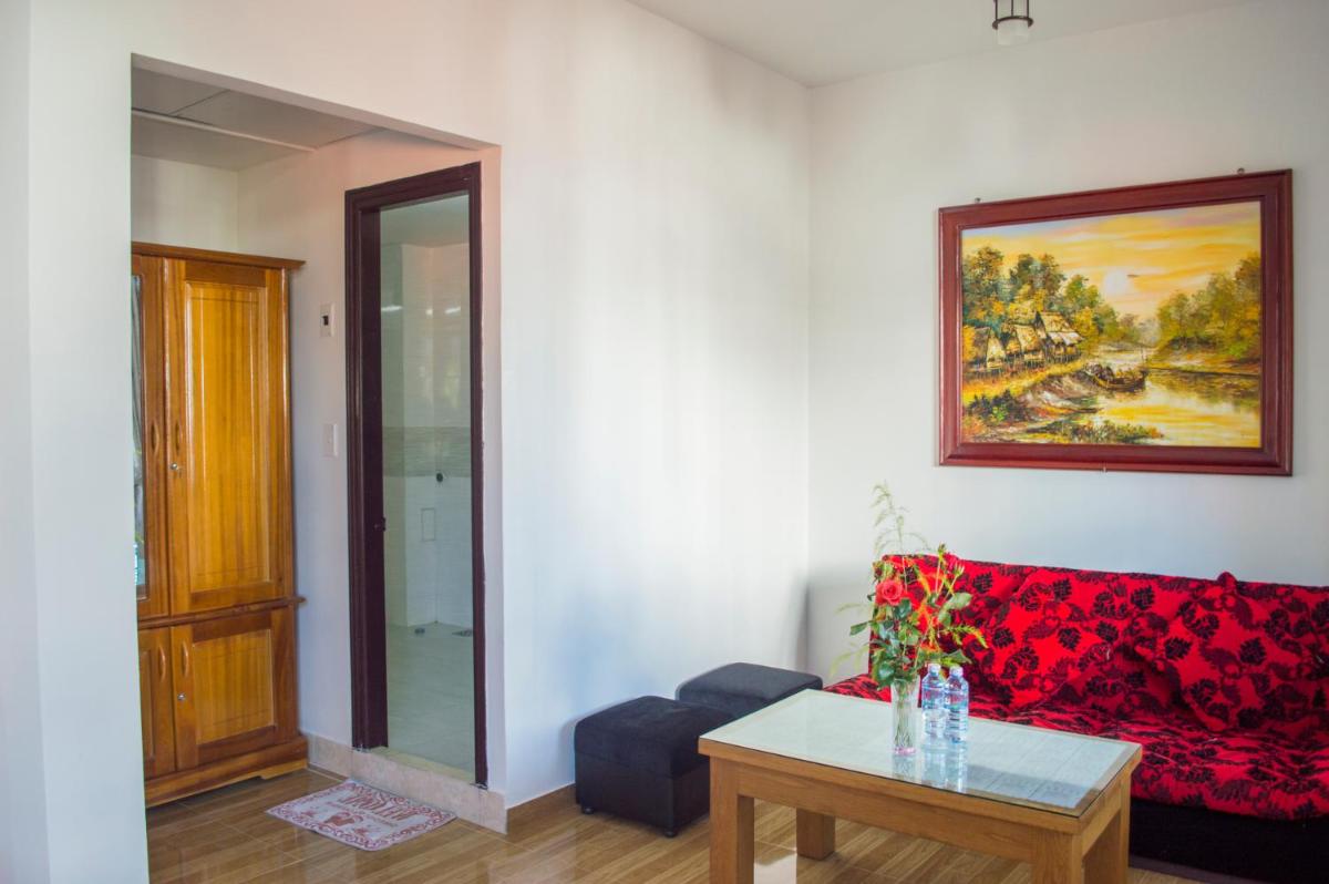 HaLo HomeStay