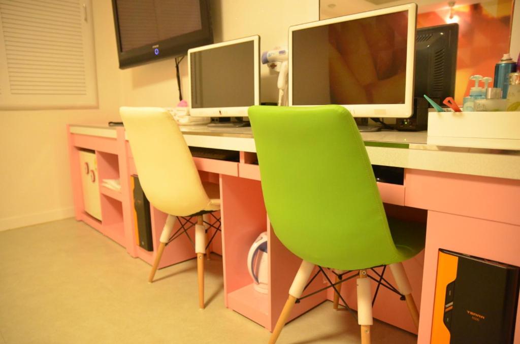 Photo 11