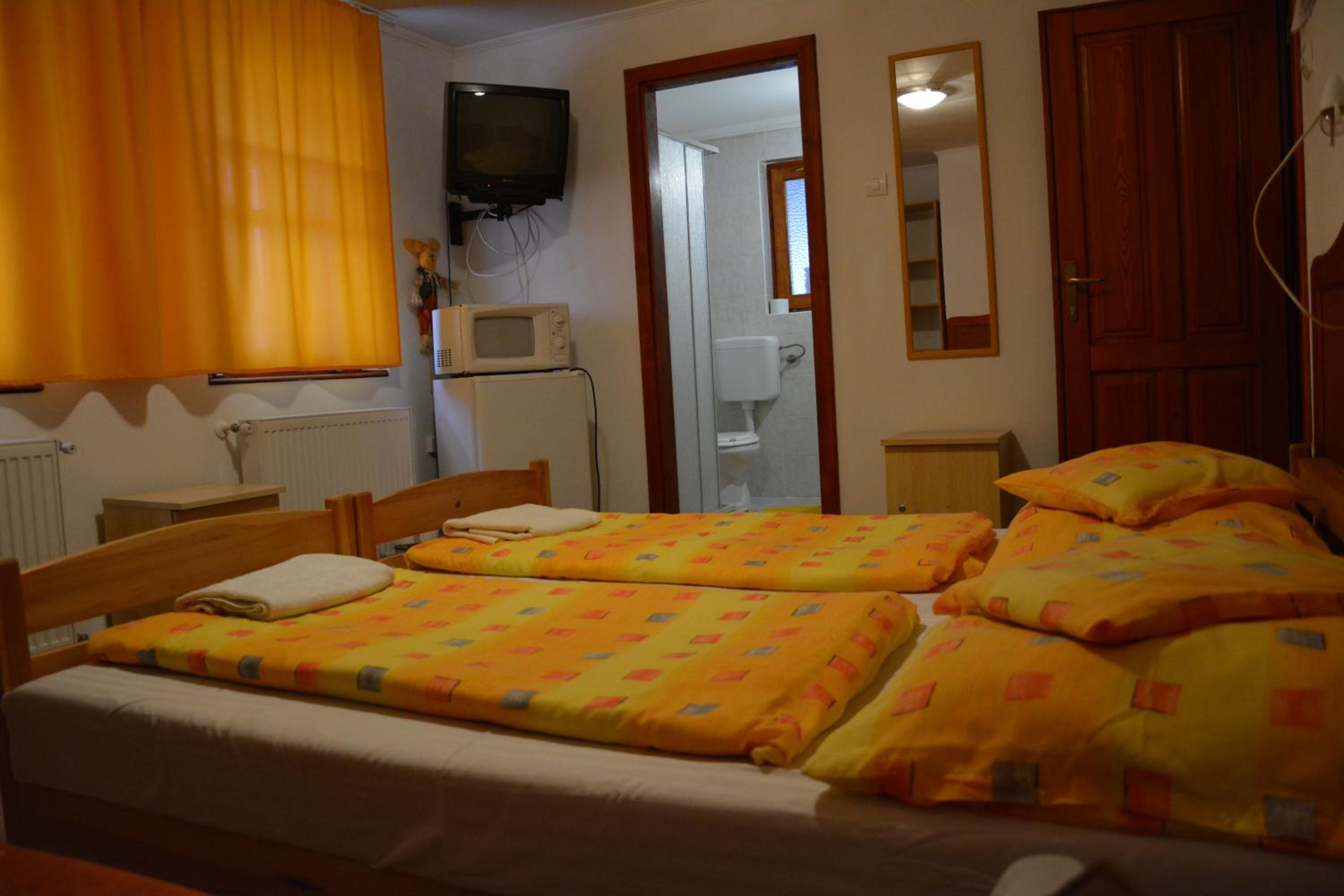 Kiskastély Fogadó-Étterem, photo 46
